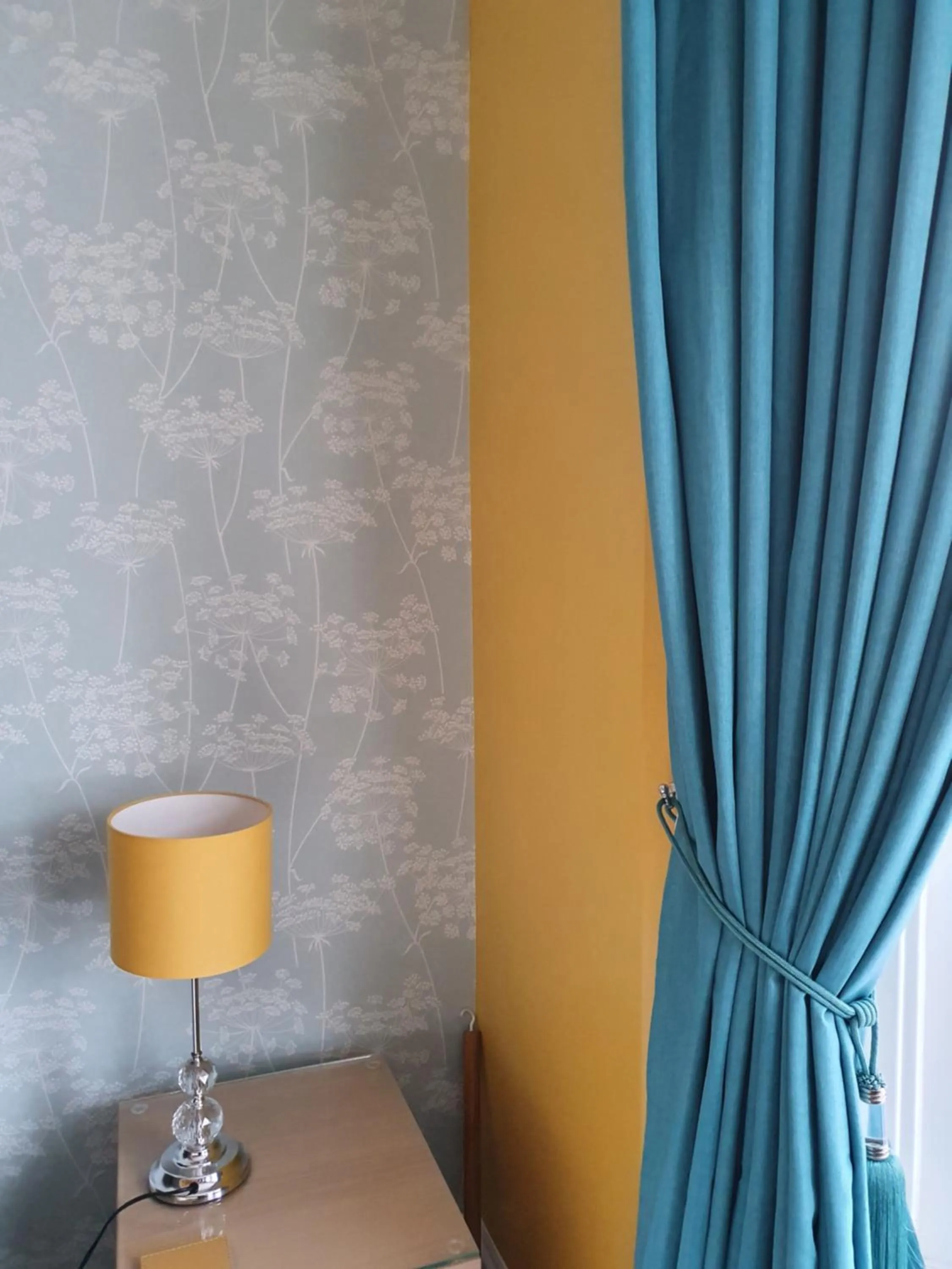 Decorative detail, Bed in Grosvenor House Hotel