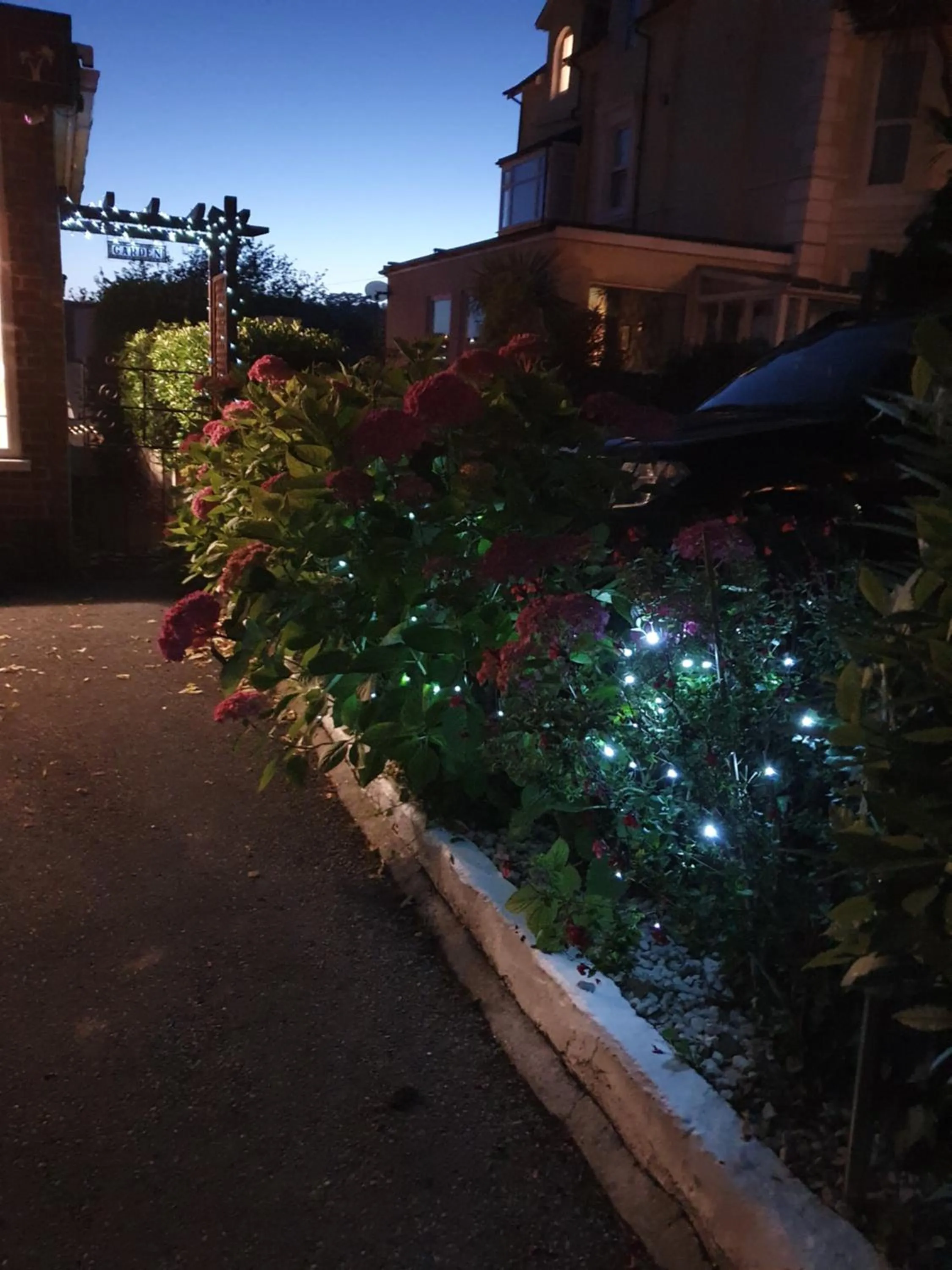 Garden in Grosvenor House Hotel