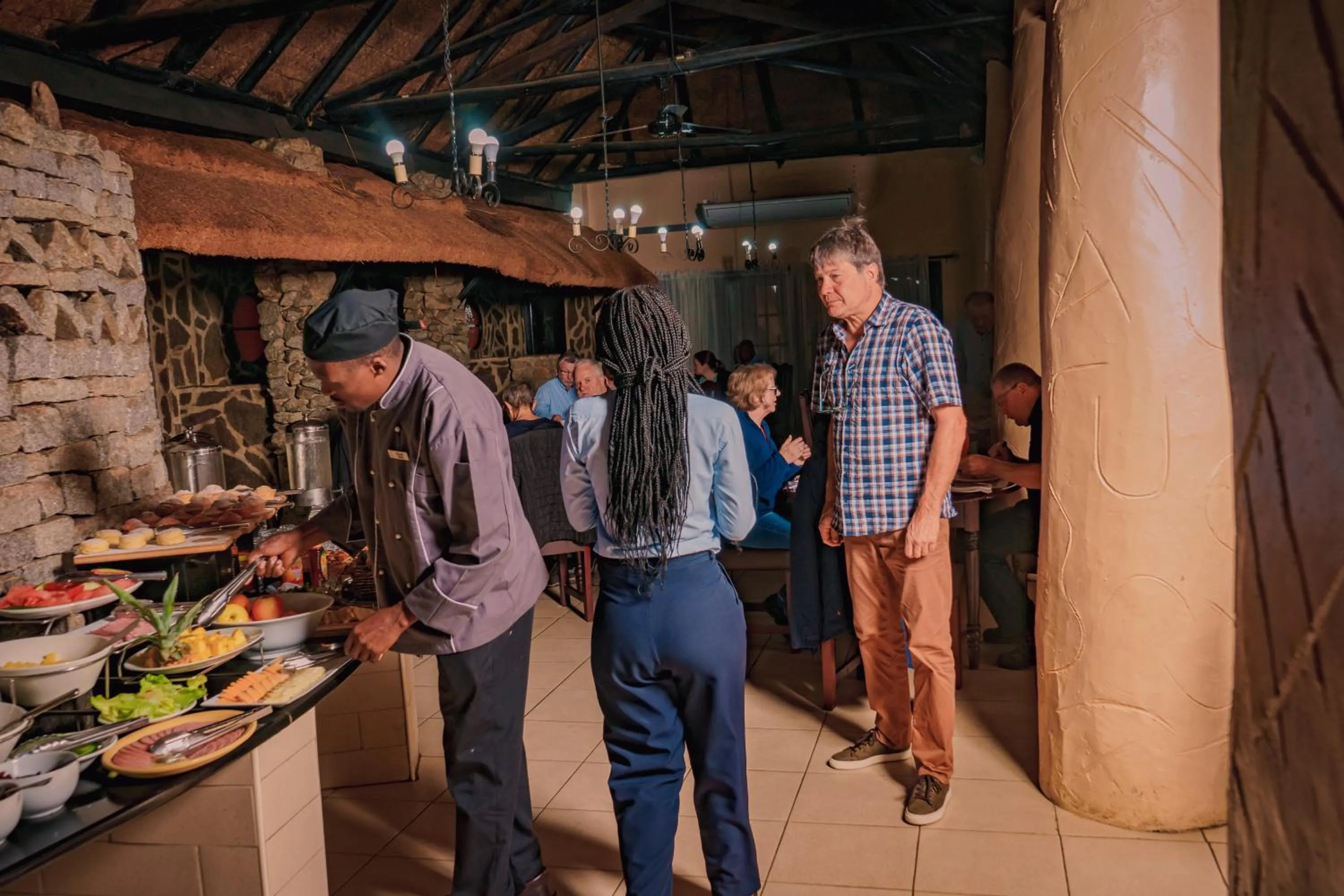 Restaurant/places to eat in Great Zimbabwe Hotel