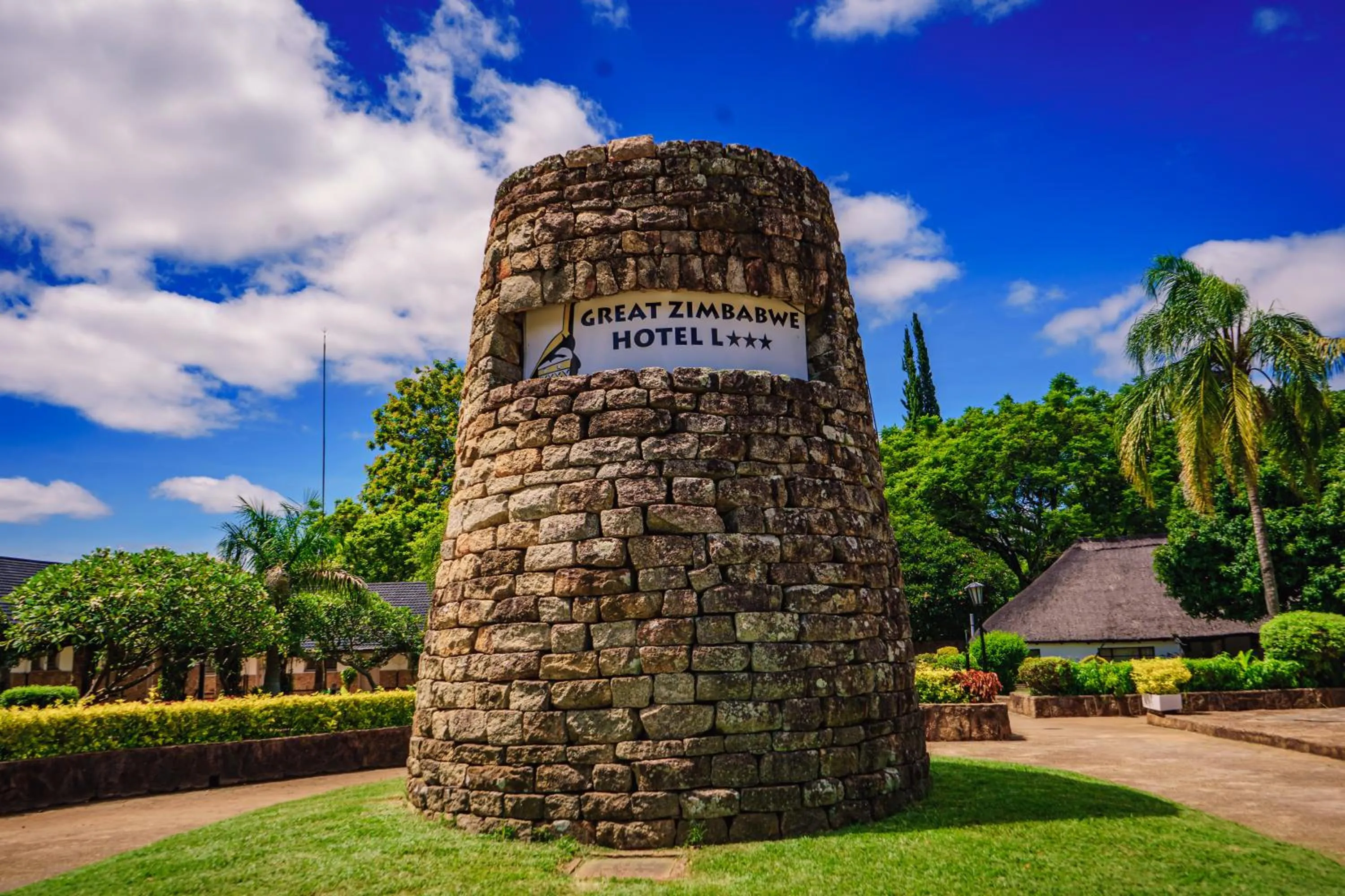 Day in Great Zimbabwe Hotel