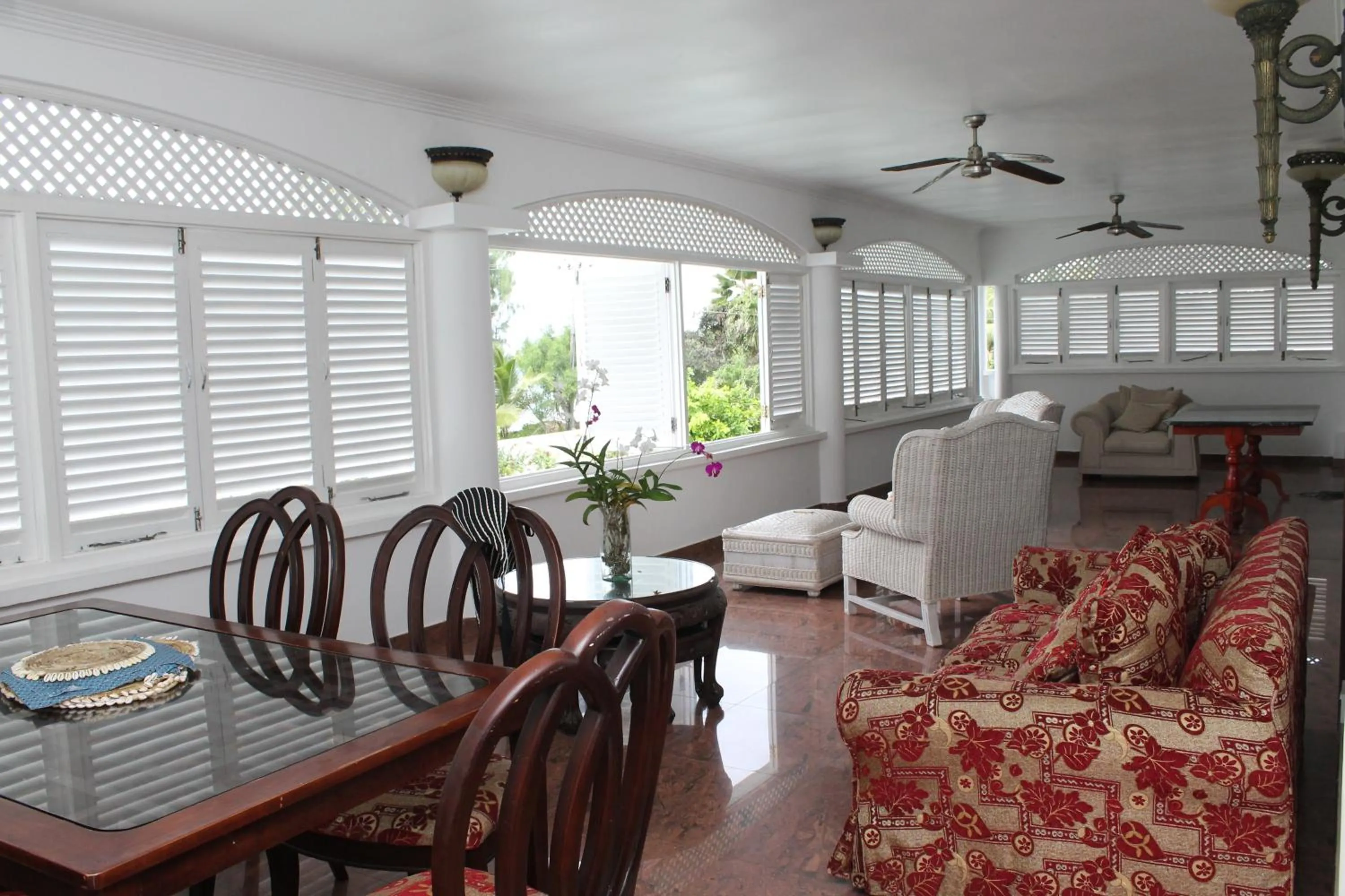 Living room in Le Bonheur Villa