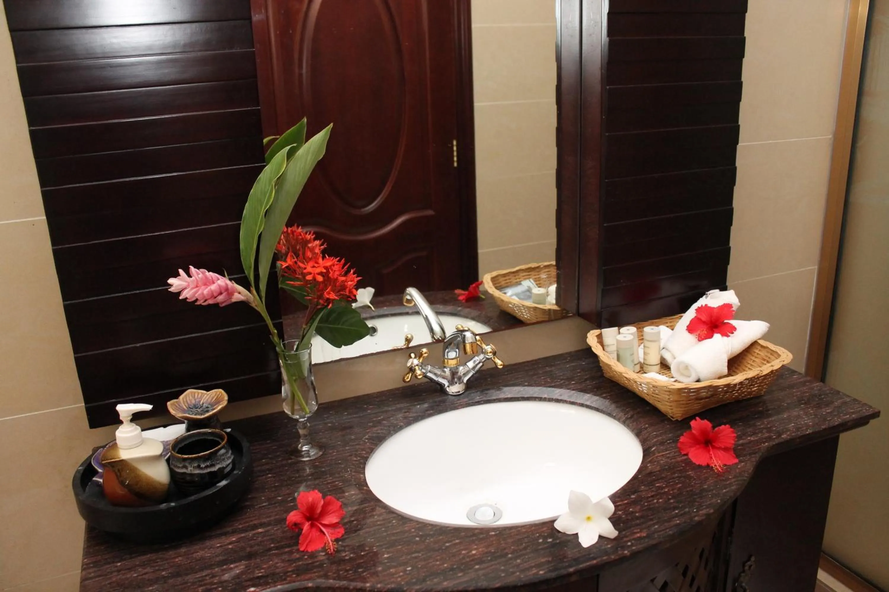 Bathroom in Le Bonheur Villa