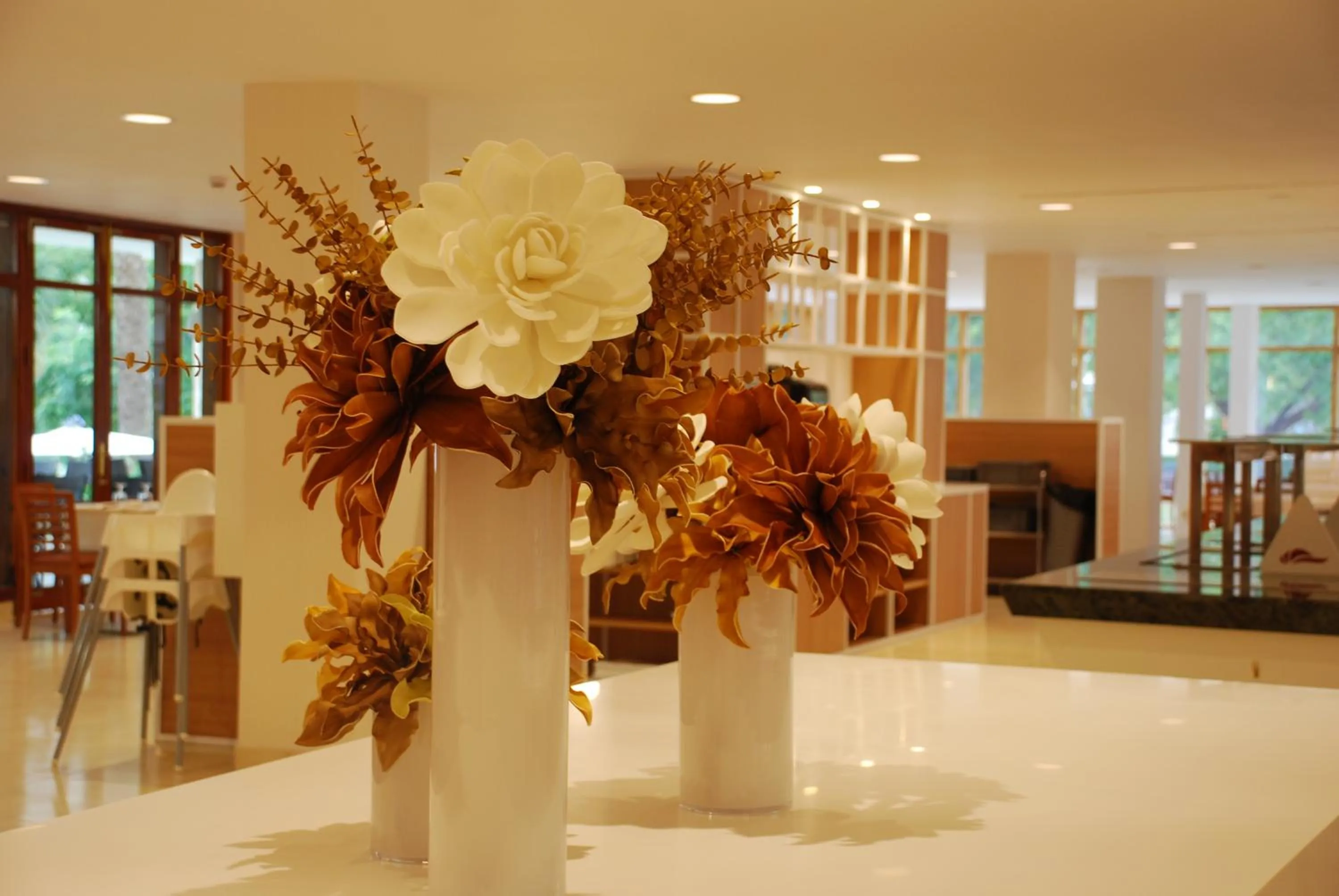 Restaurant/places to eat in Hotel Los Robles