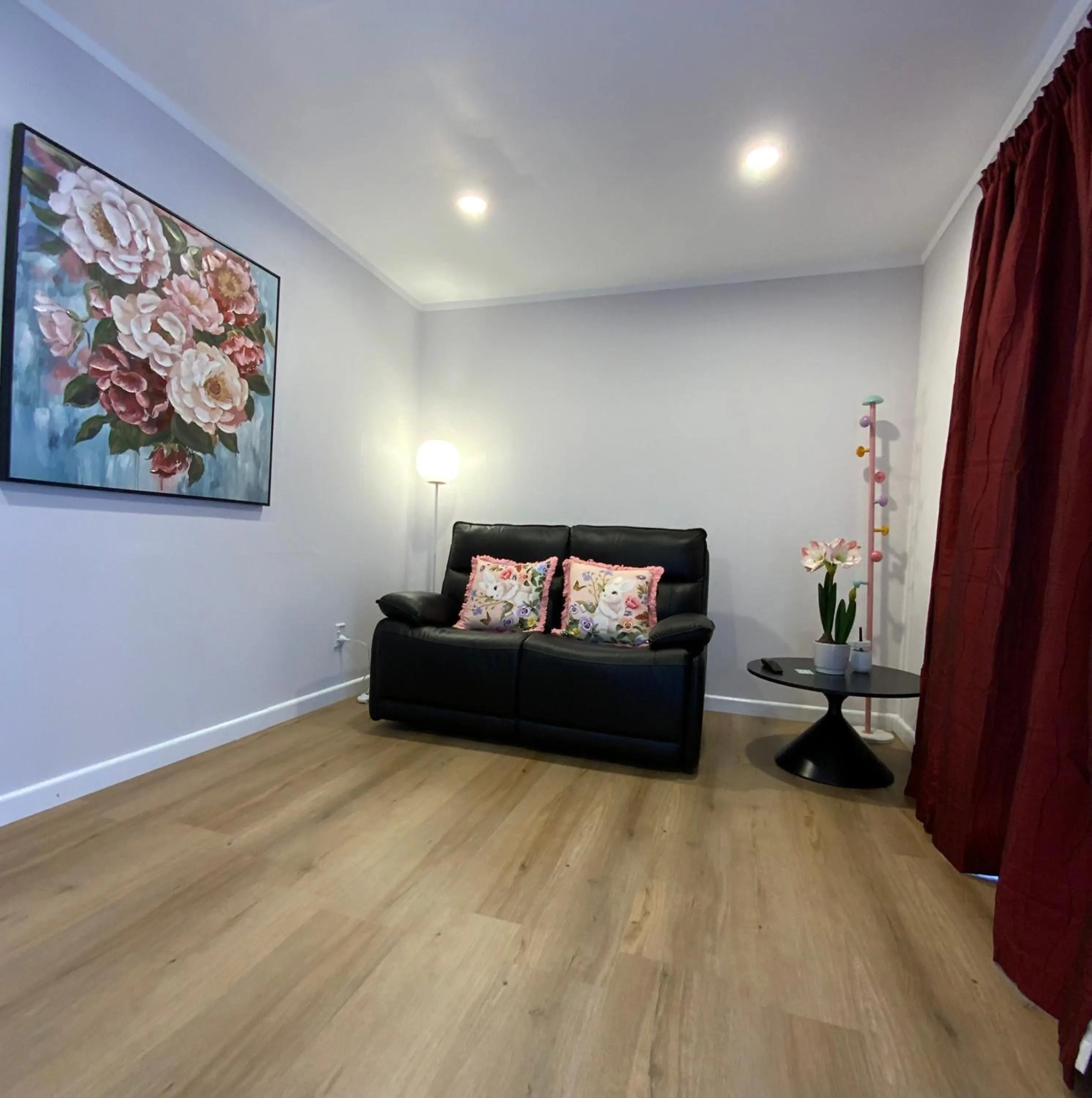 Cascades Motor Lodge