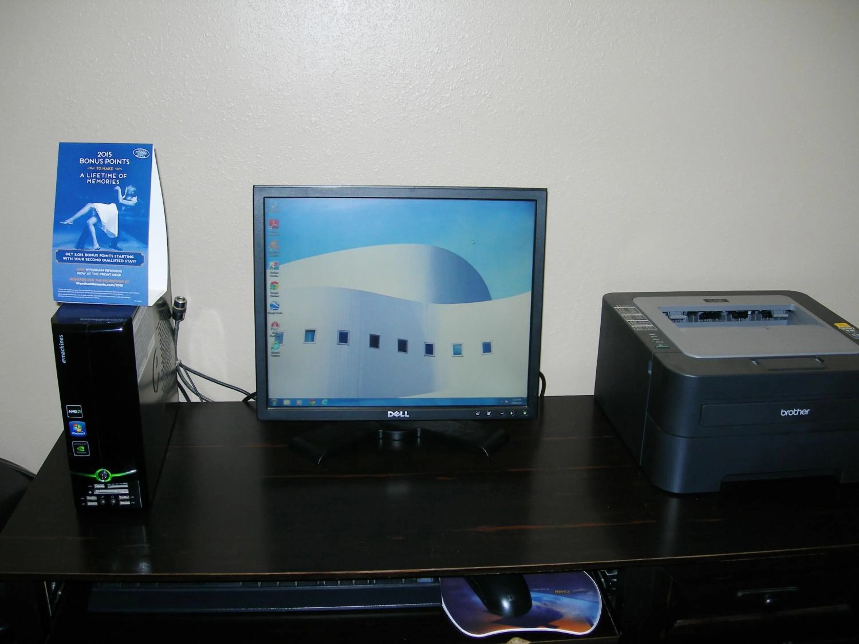 Decorative detail in Four Seasons Inn