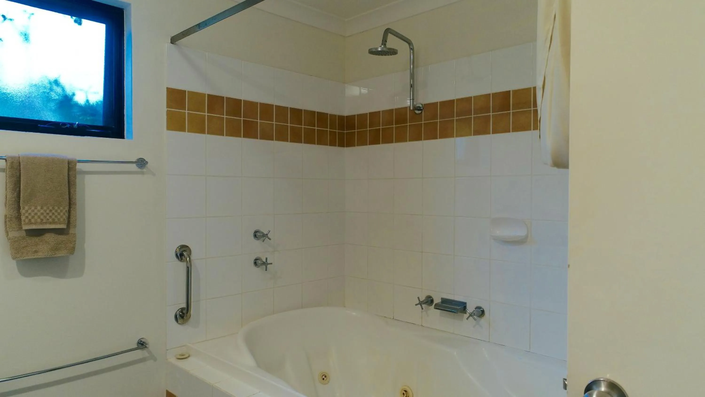 Bathroom in Margaret River Beach Apartments