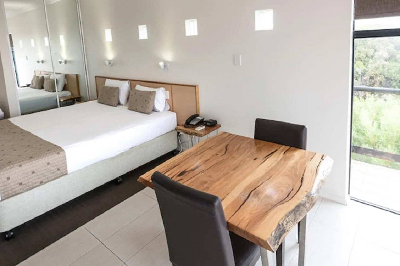 Margaret River Beach Apartments