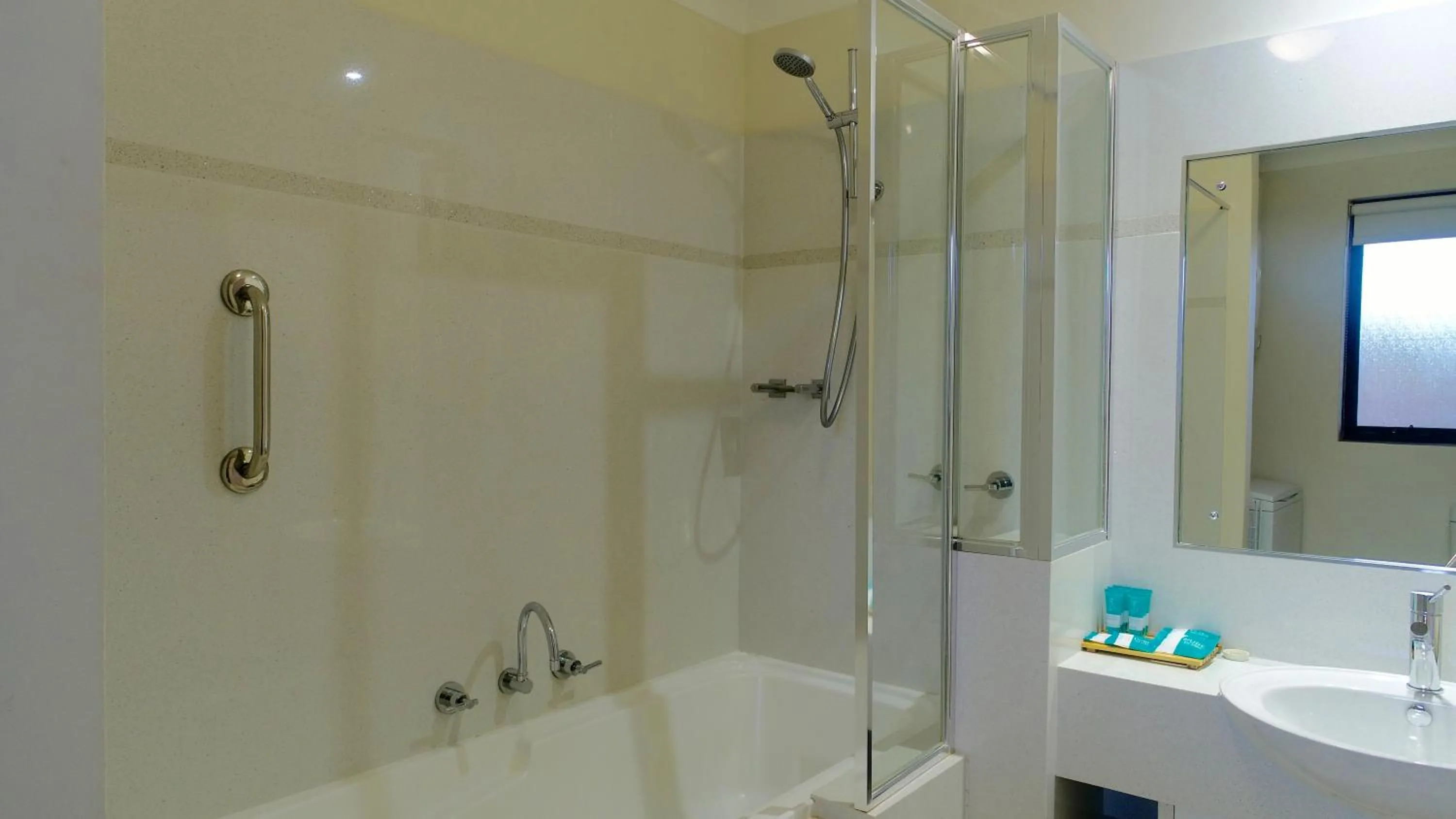 Bathroom in Margaret River Beach Apartments