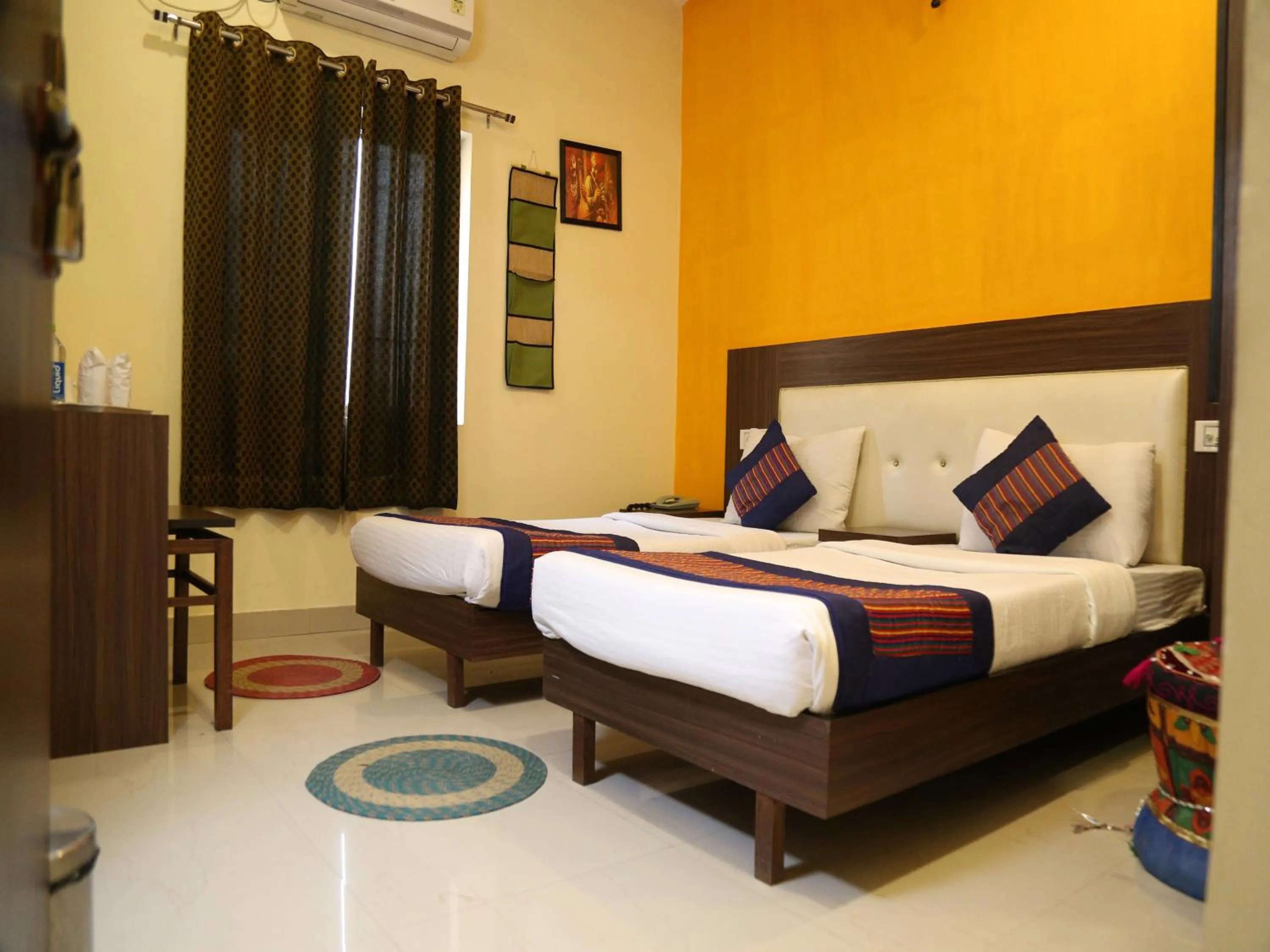 Bed in Taj Haveli Hotel Agra - Walkable Distance From Taj Mahal