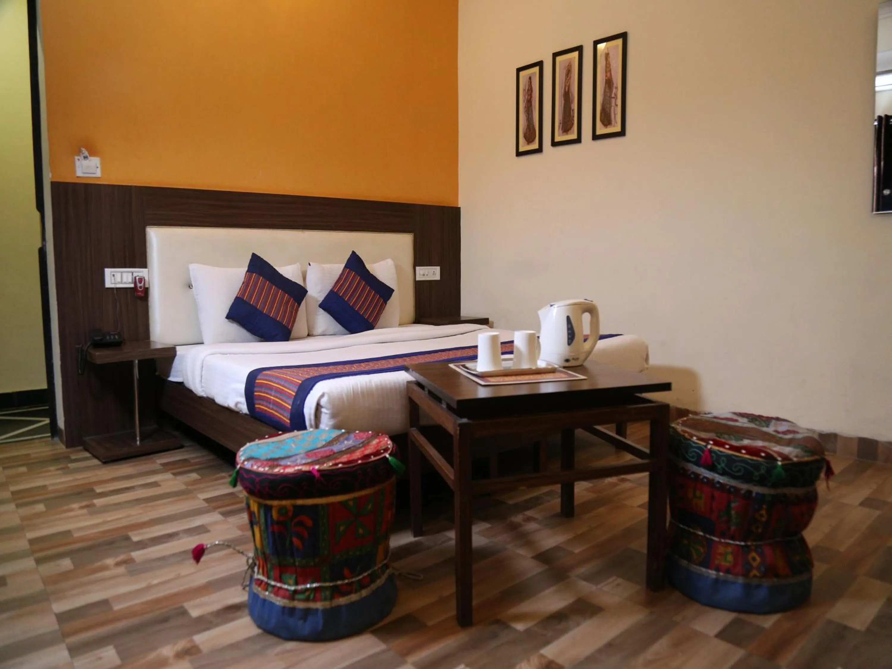 Coffee/tea facilities, Bed in Taj Haveli Hotel Agra - Walkable Distance From Taj Mahal