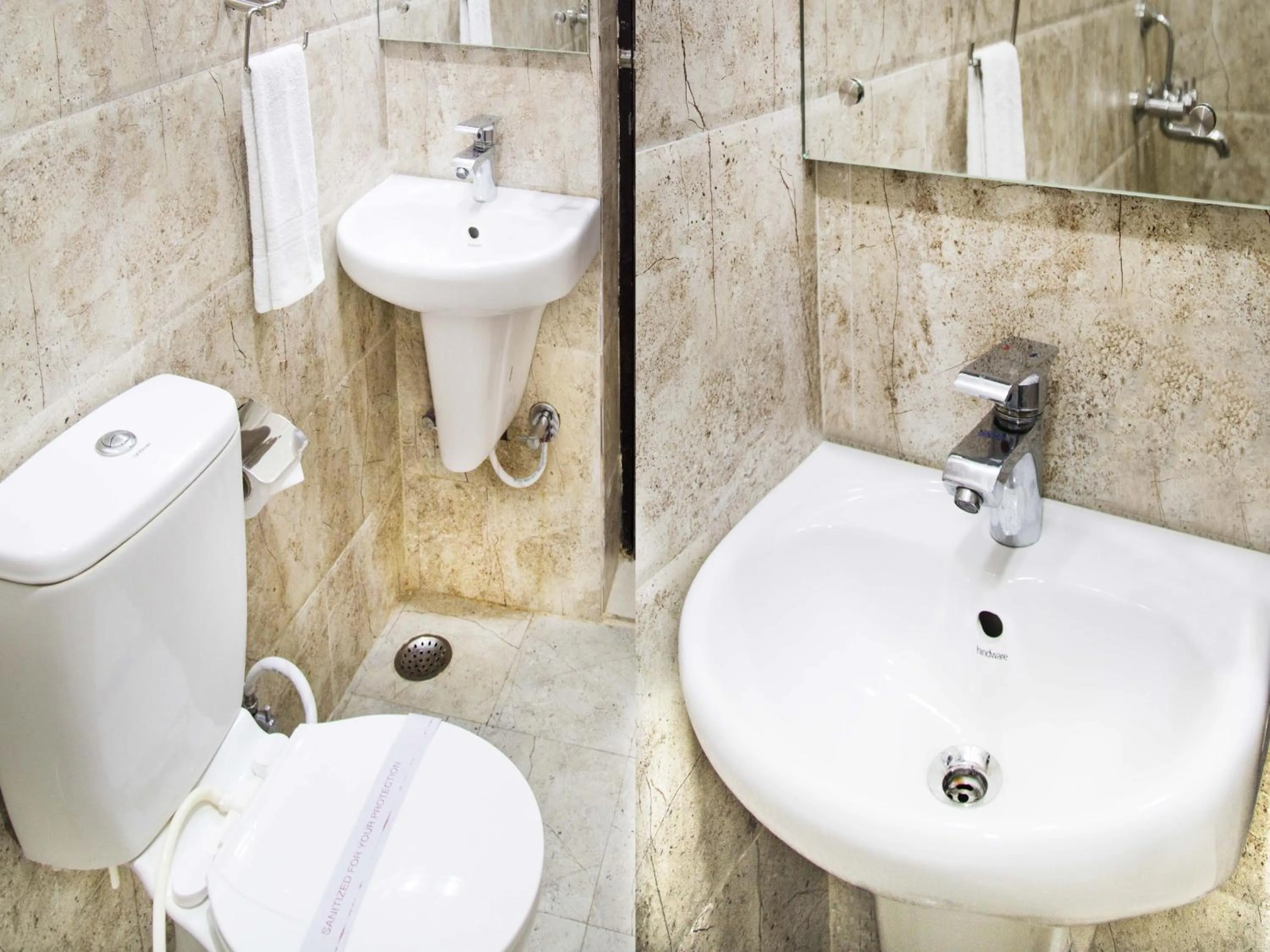 Toilet in Taj Haveli Hotel Agra - Walkable Distance From Taj Mahal