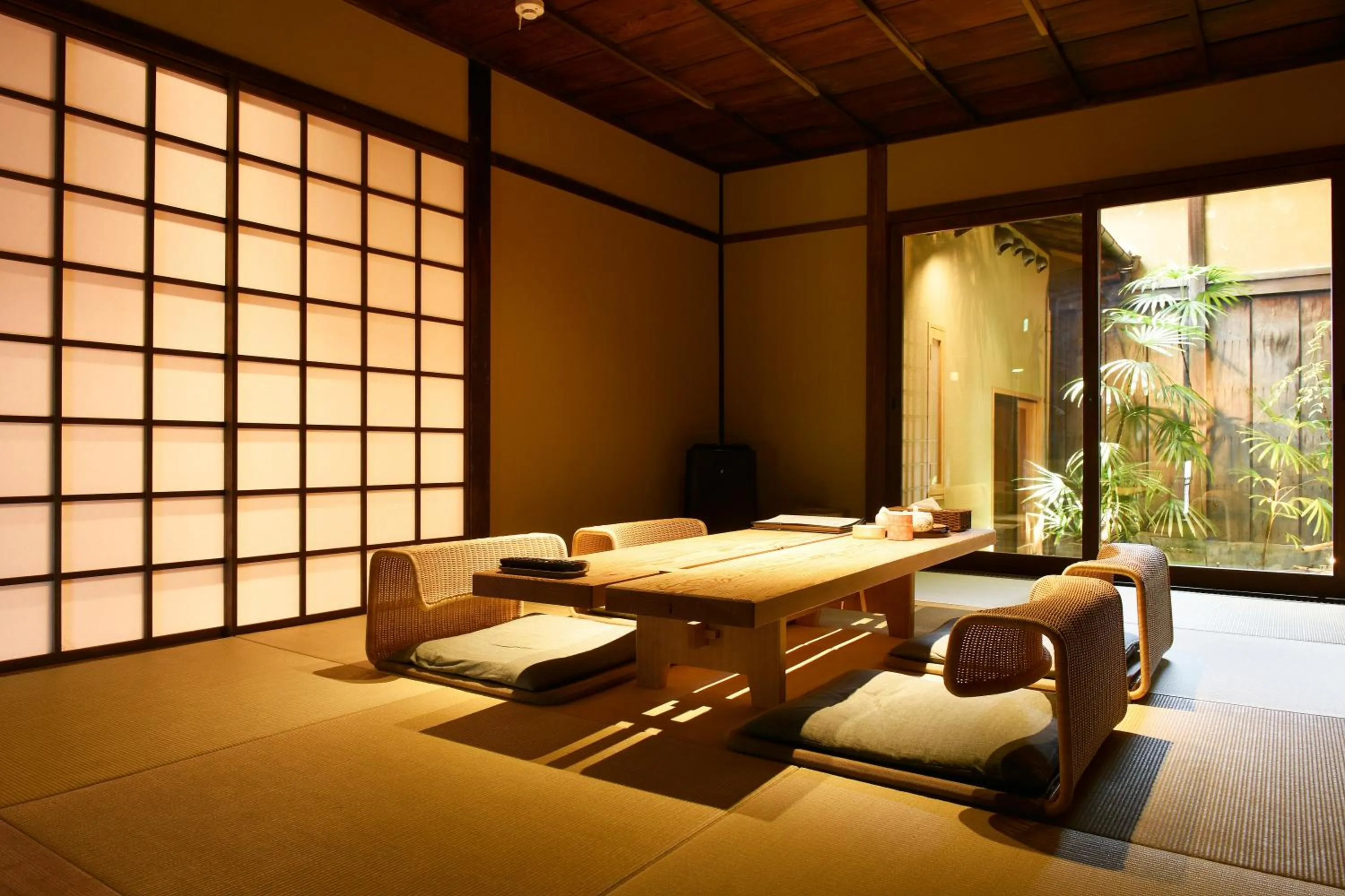 Garden in Kuraya Kiyomizu Gojo