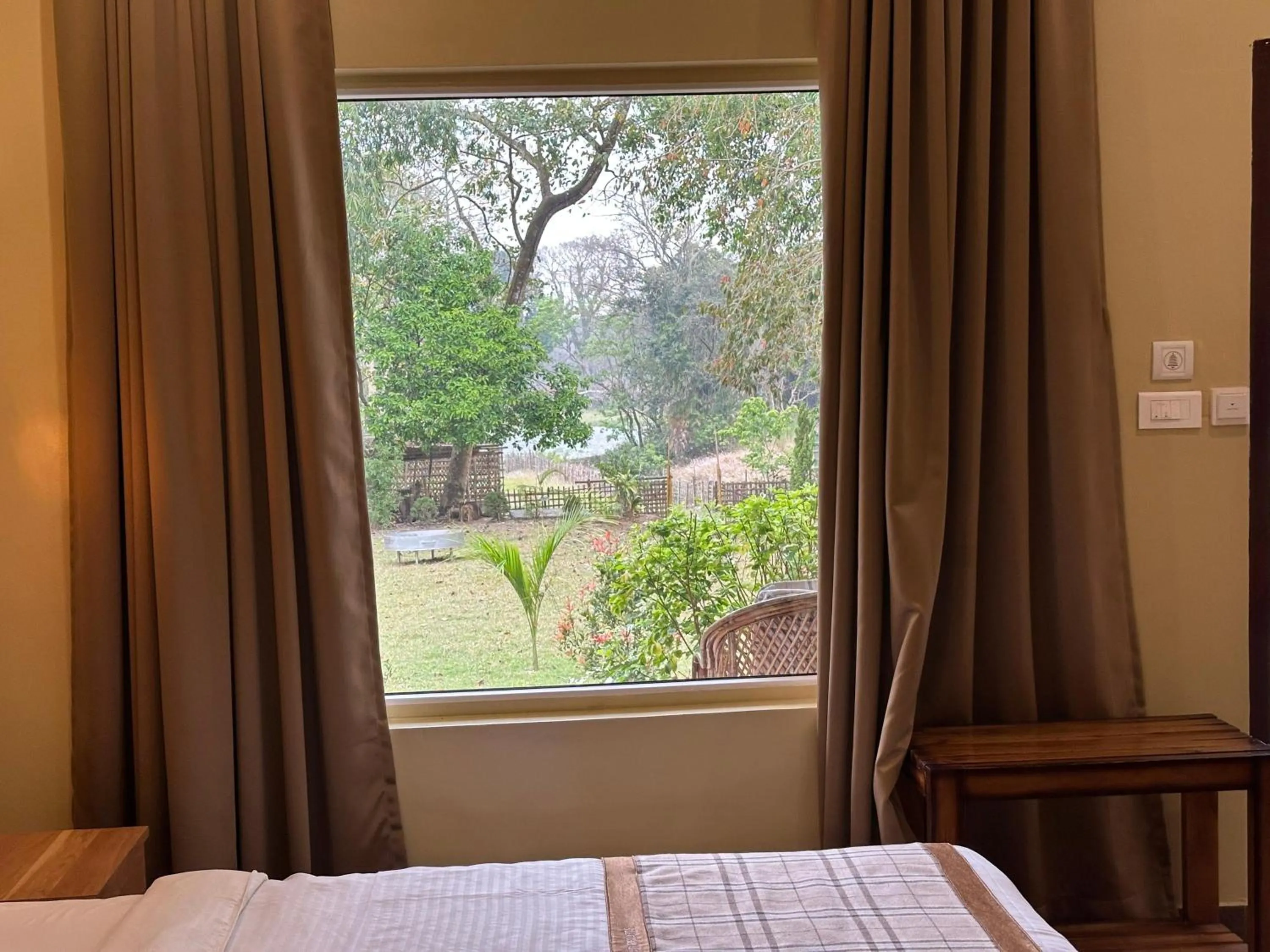 Photo of the whole room in Jungleciti House, Kaziranga National Park