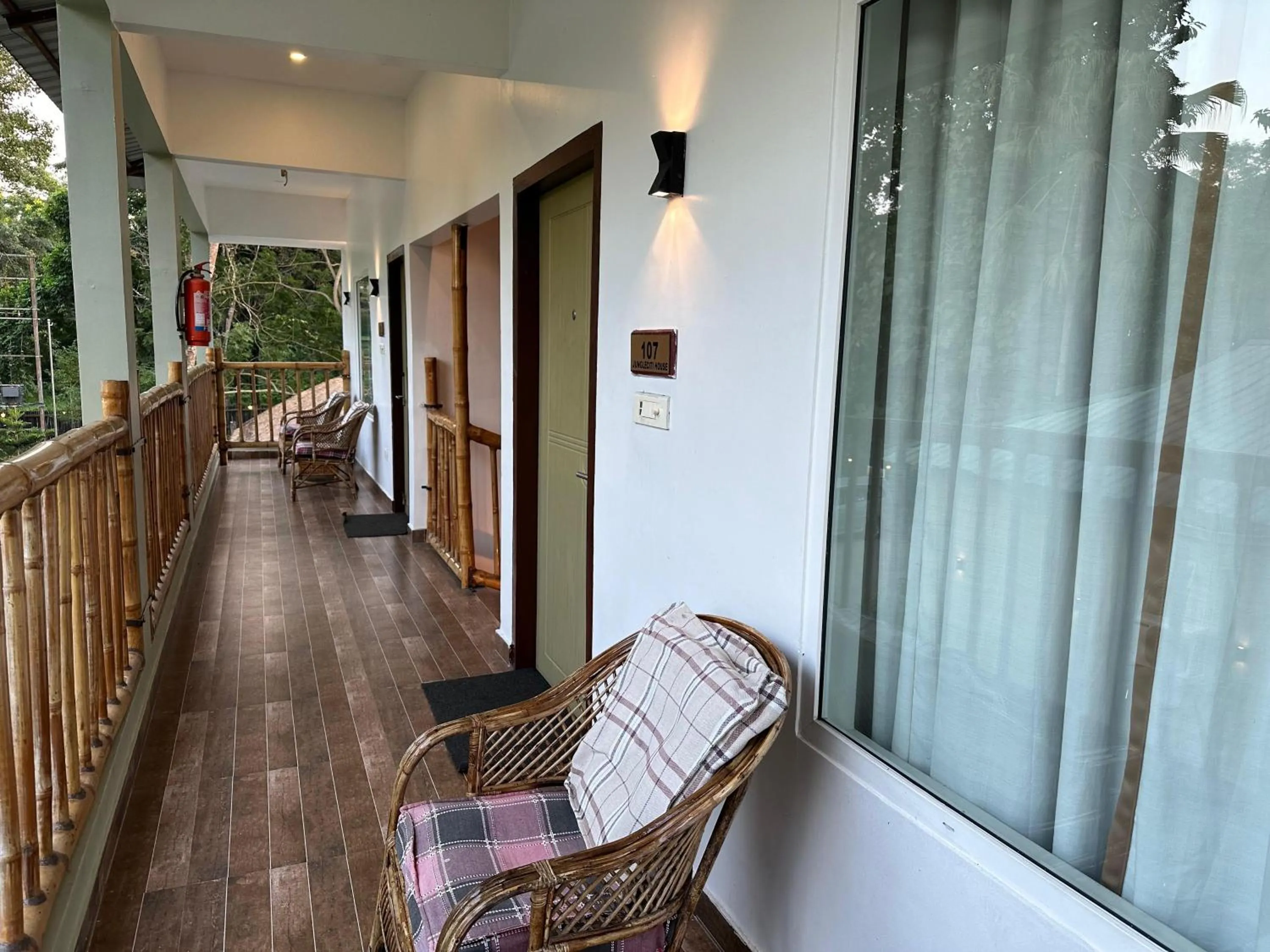 Photo of the whole room in Jungleciti House, Kaziranga National Park