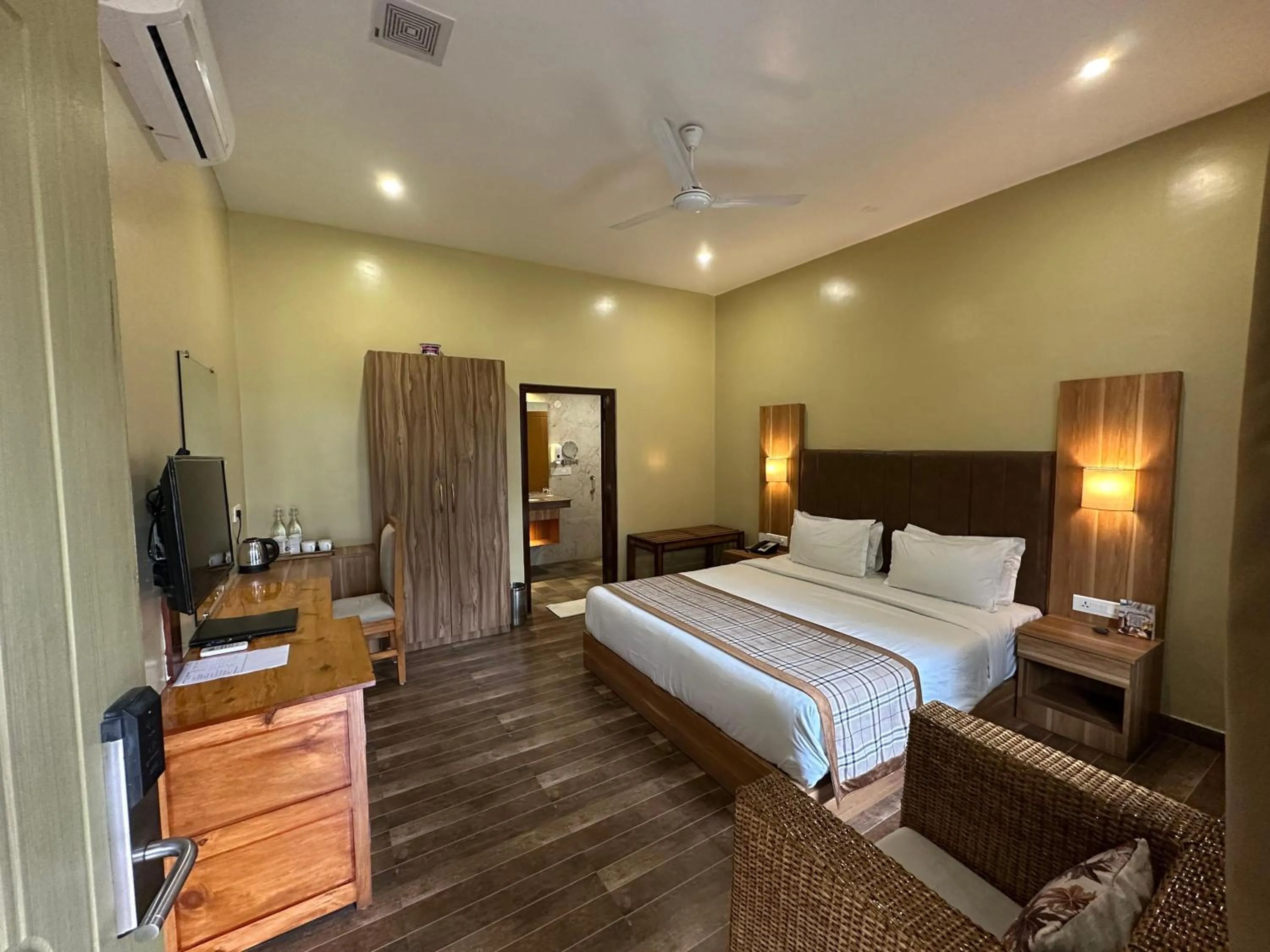 Photo of the whole room in Jungleciti House, Kaziranga National Park