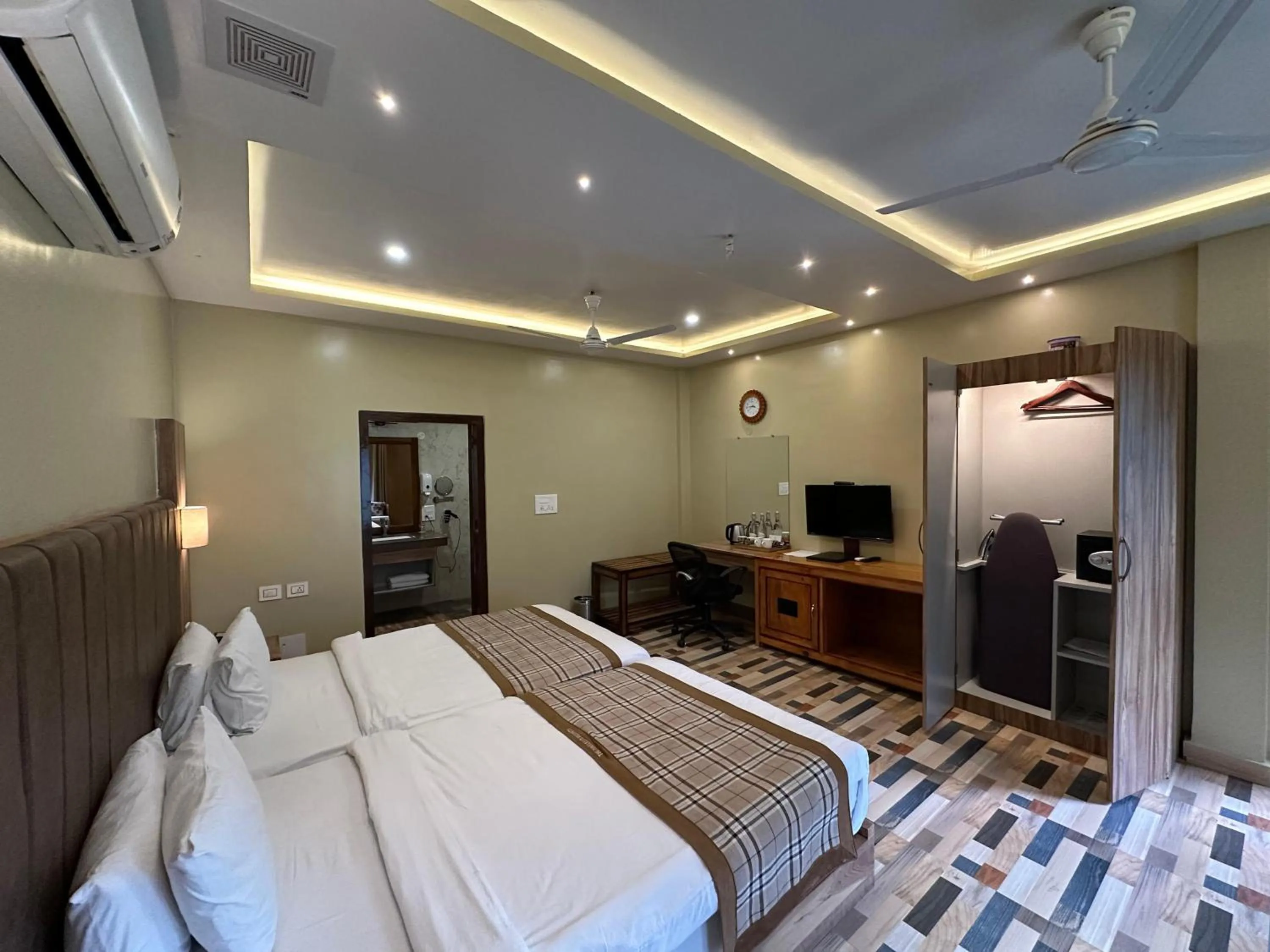 Photo of the whole room in Jungleciti House, Kaziranga National Park