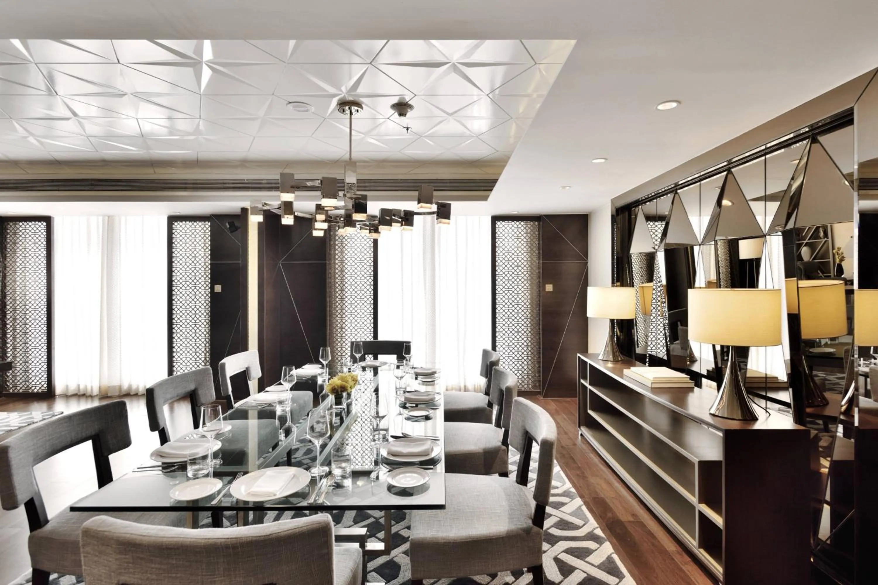 Photo of the whole room in JW Marriott Mumbai Sahar Airport