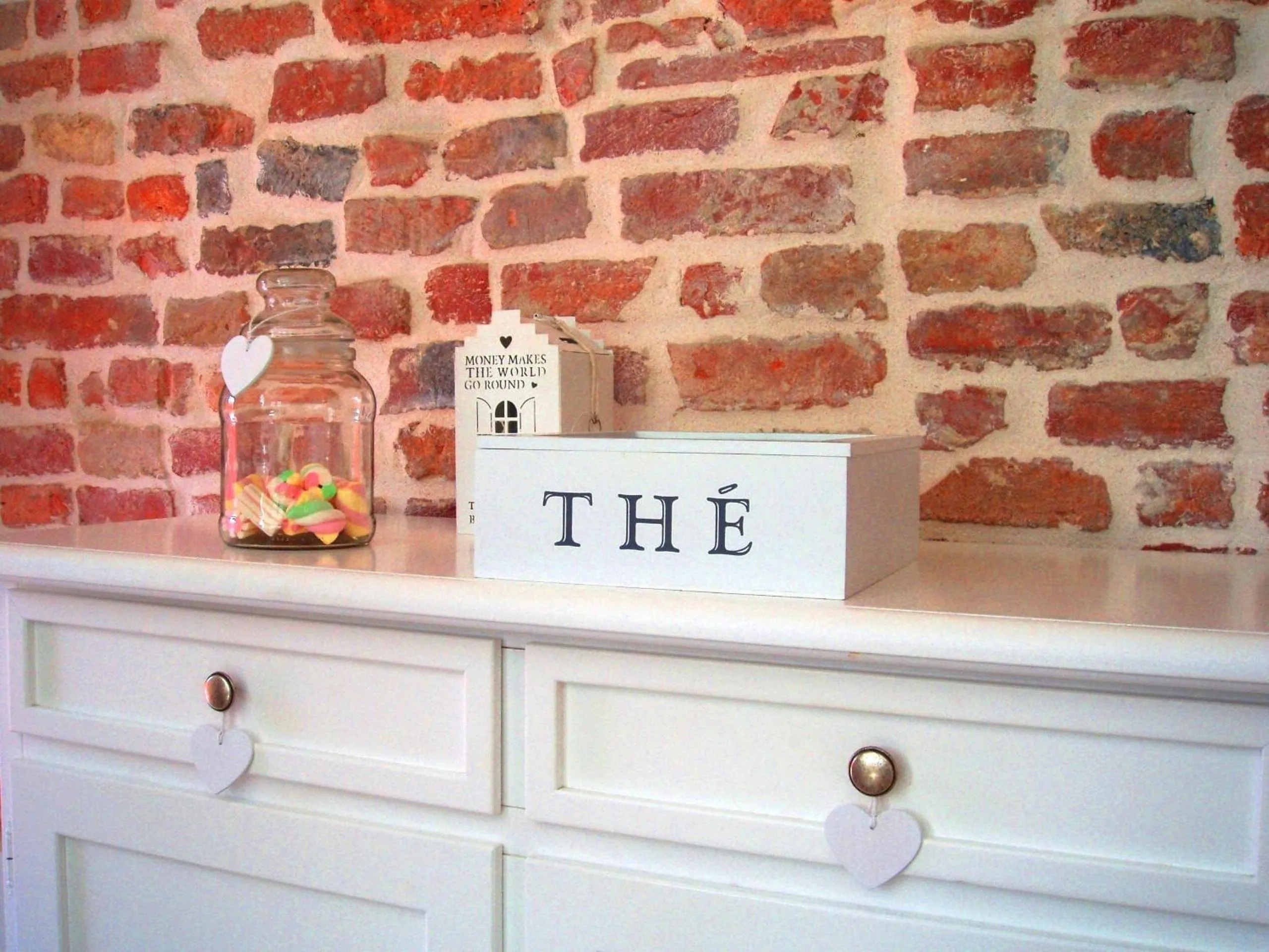 Communal kitchen in B&B La Porta Rossa