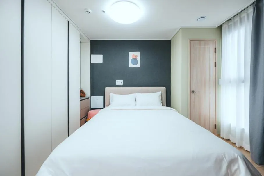 Bed in H Avenue Sasang Station Residence Hotel