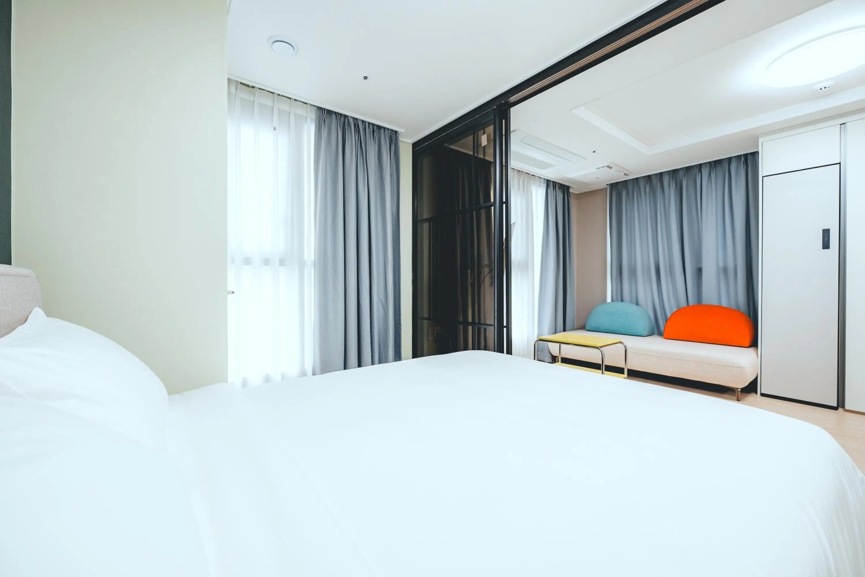 Bed in H Avenue Sasang Station Residence Hotel