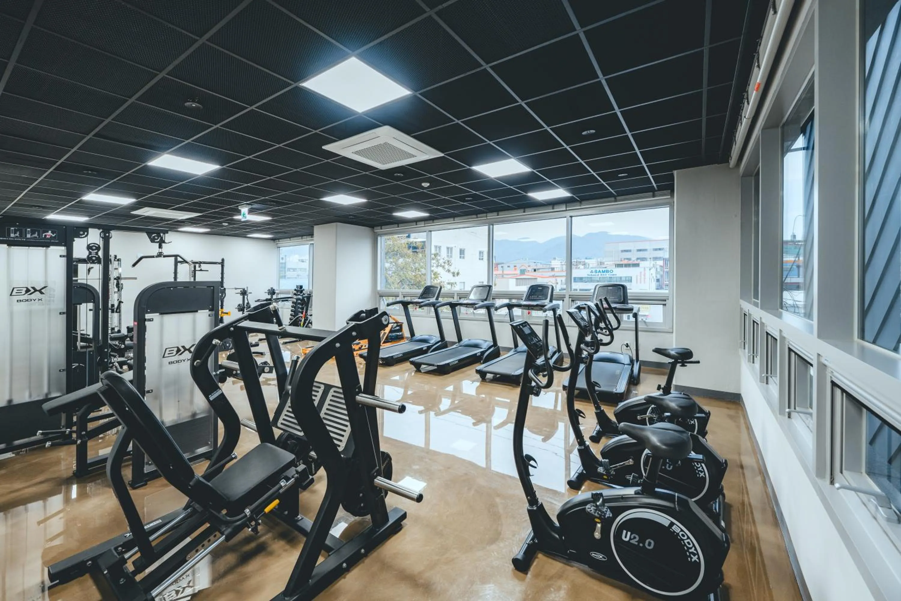 Fitness centre/facilities in H Avenue Sasang Station Residence Hotel