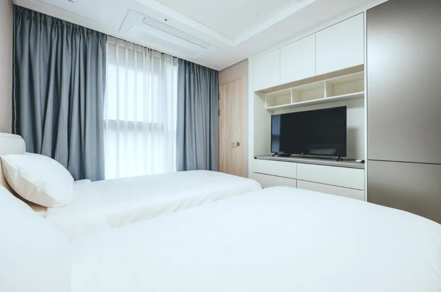 Bed in H Avenue Sasang Station Residence Hotel