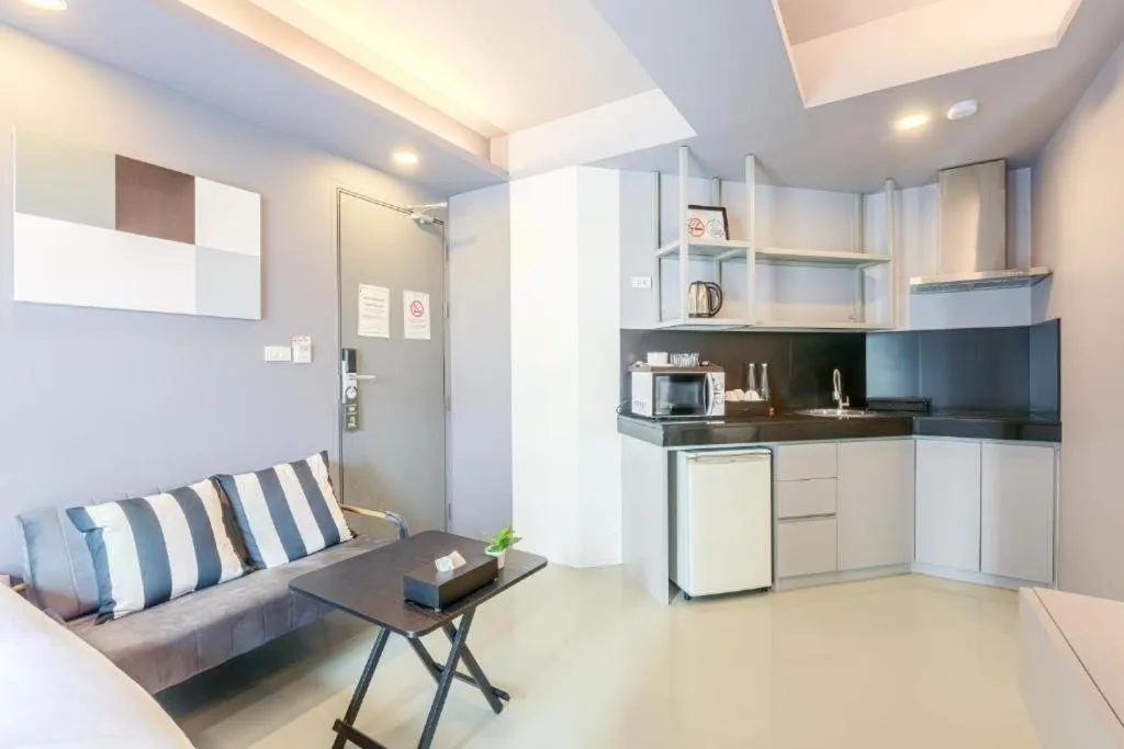 Seating area in Quite Grove Hotel