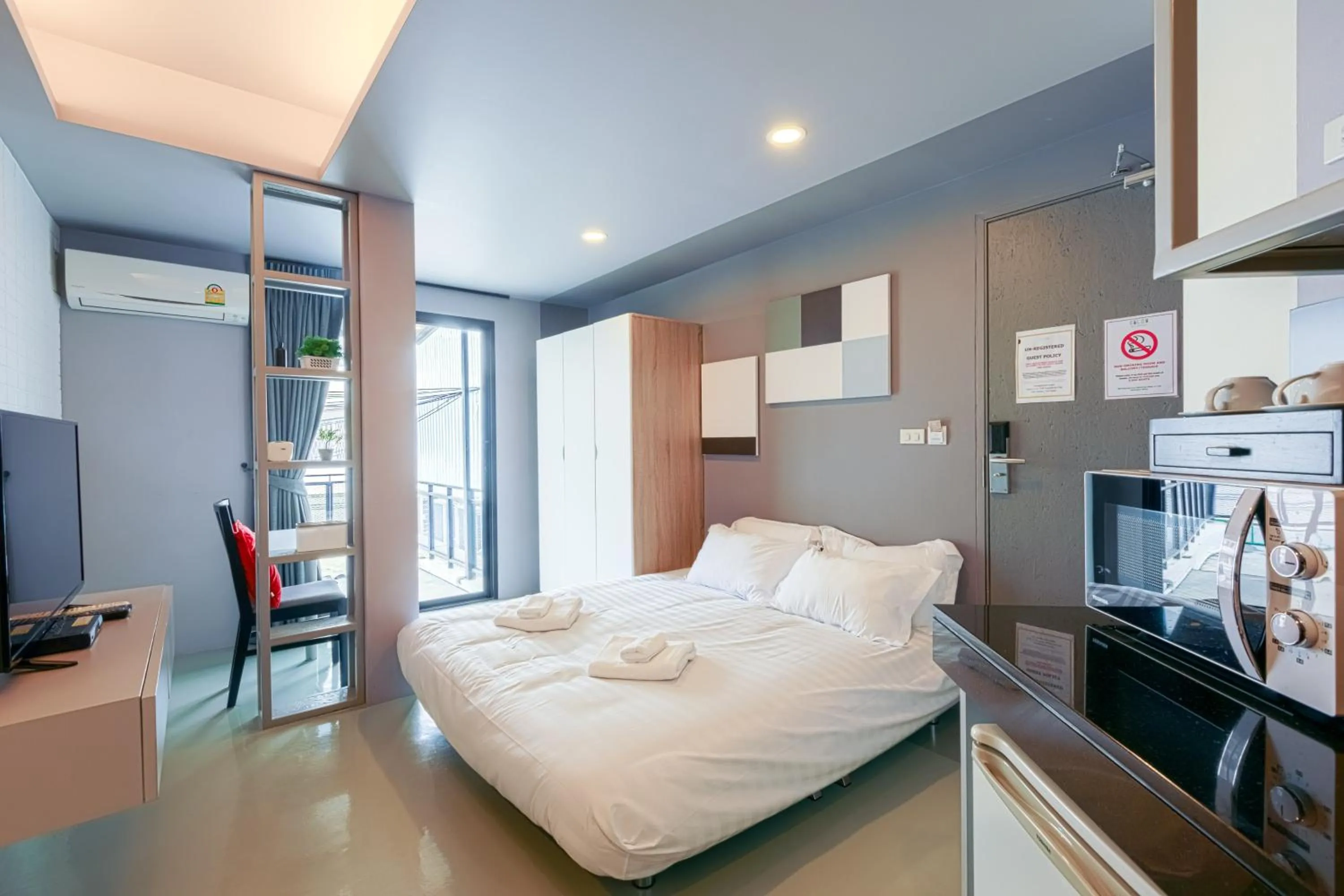 Bedroom, Bed in 24 Hills Hotel