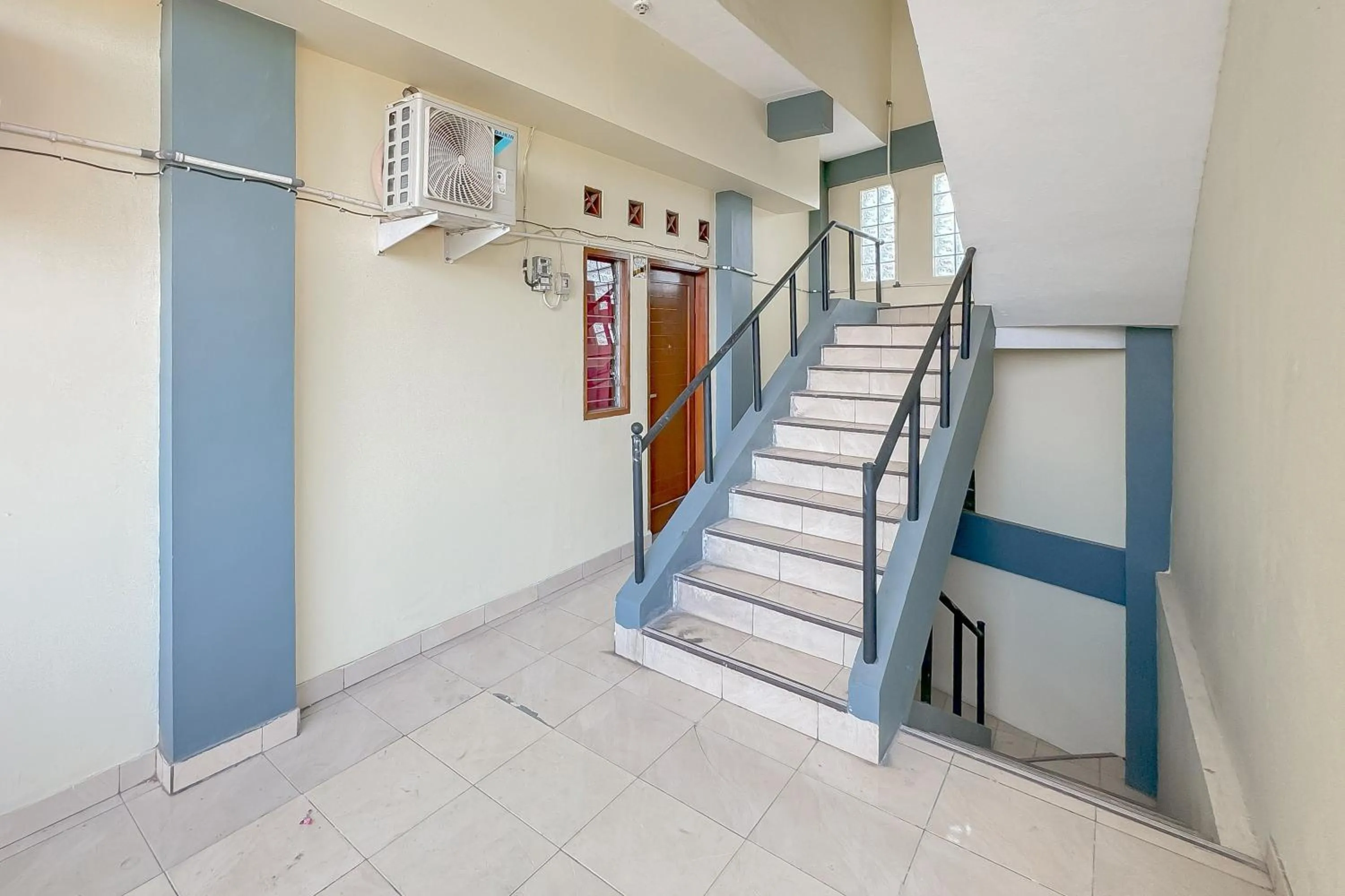 Property building in Urbanview Hotel Maharani Garut