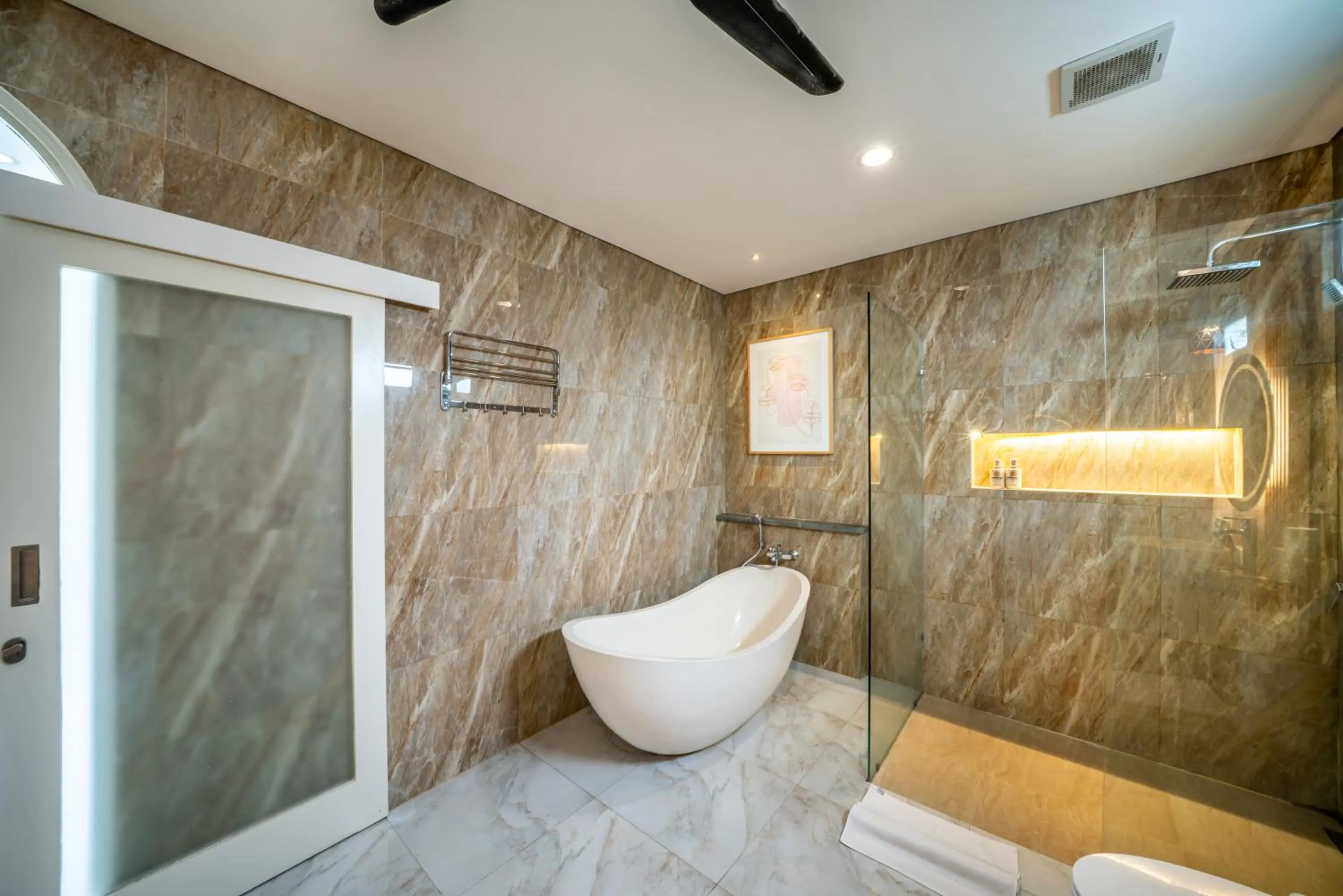 Bathroom in Dikubu Bali Villa and Suites