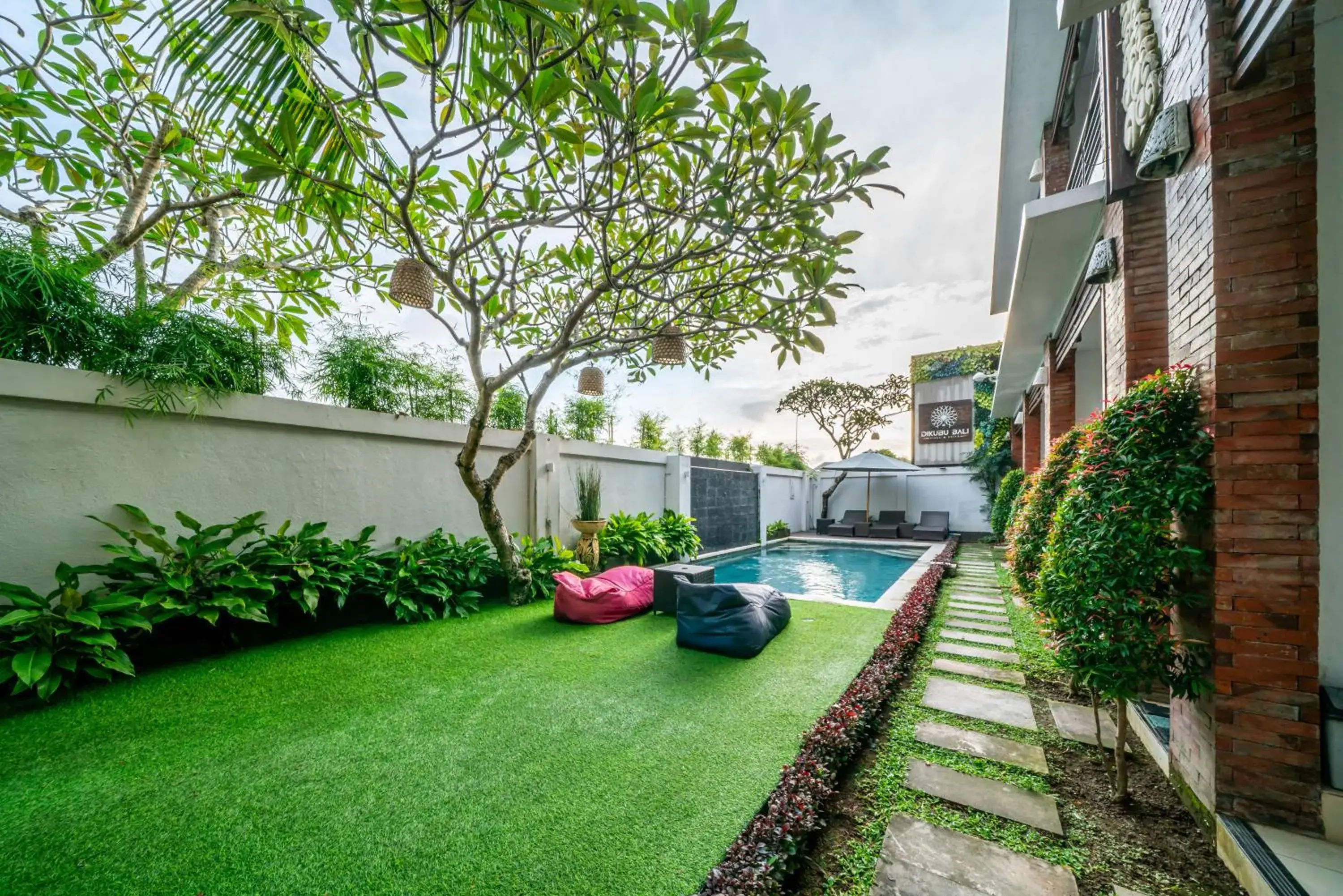 Deluxe Room in Dikubu Bali Villa and Suites Deluxe Room in Dikubu Bali Villa and Suites