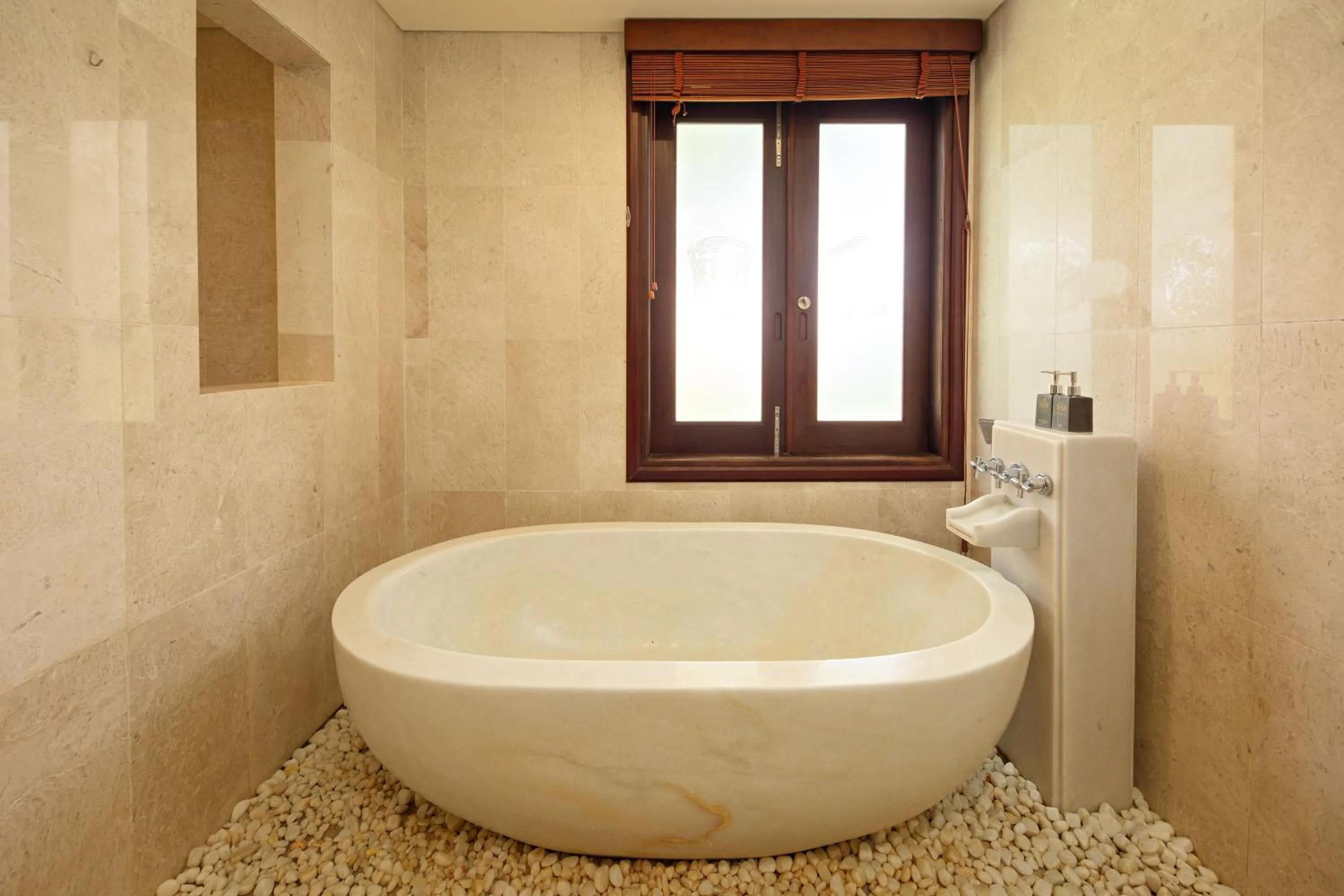 Hot Tub in Purama Villas Luxury Resort Da Nang