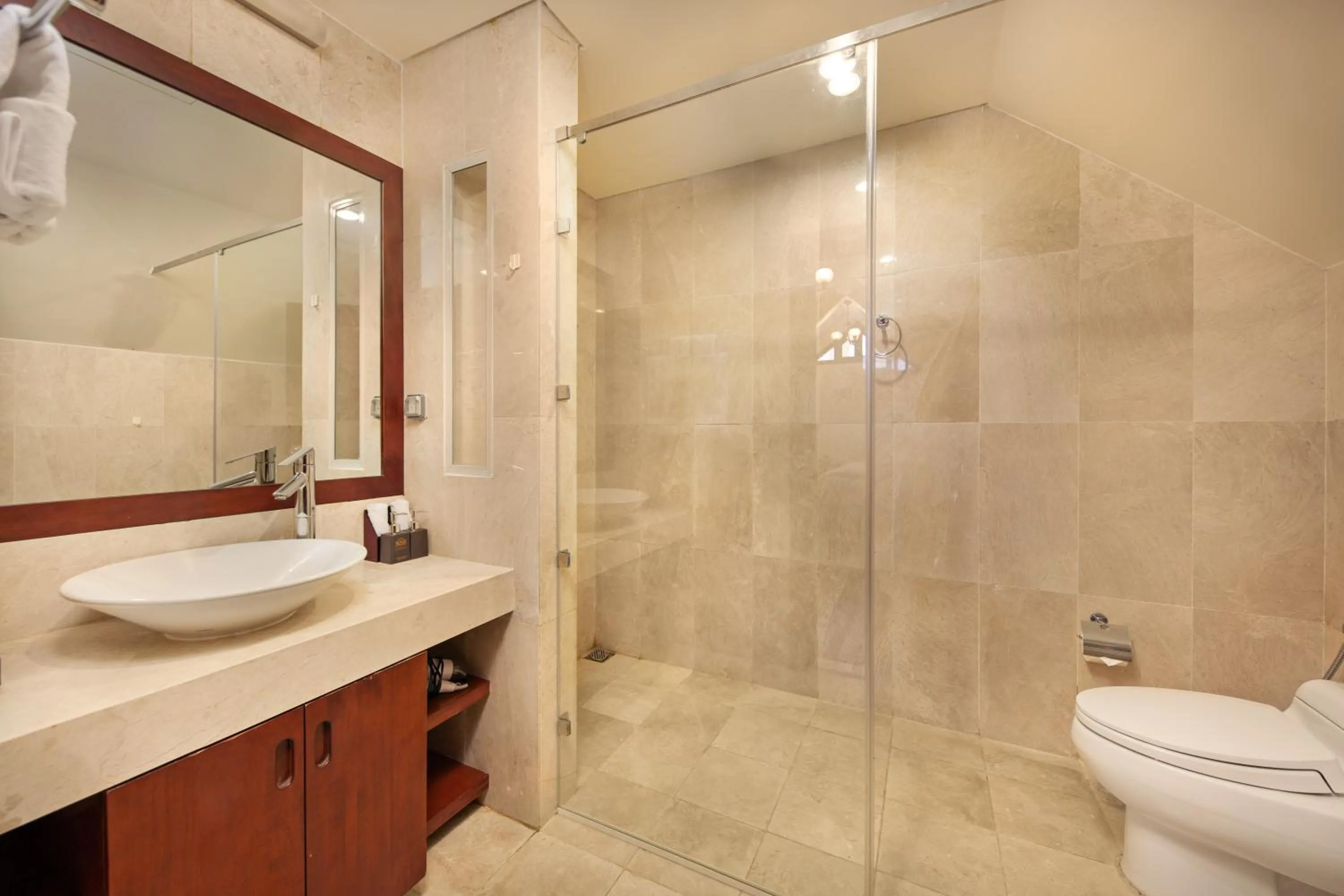 Shower in Purama Villas Luxury Resort Da Nang