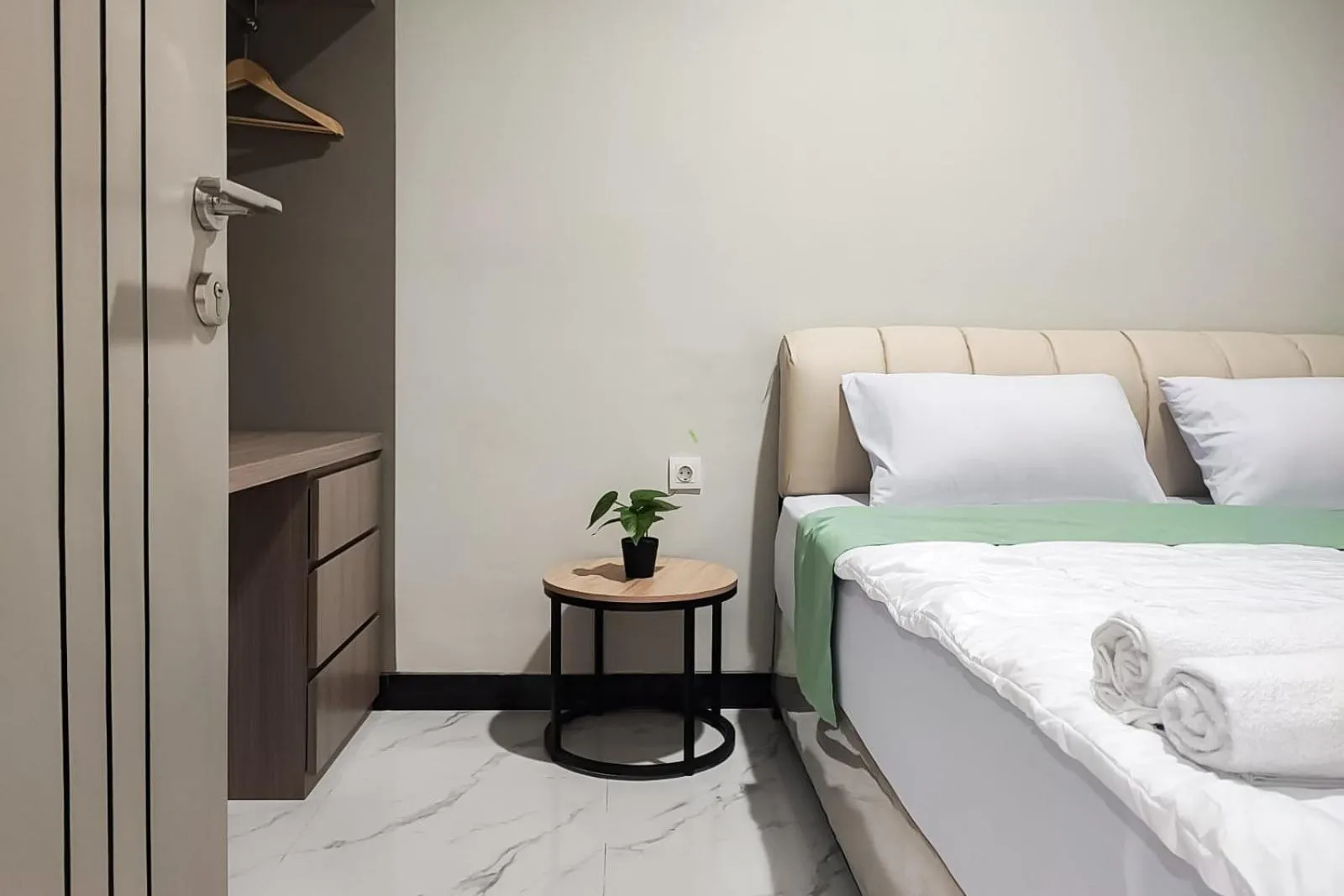 Bedroom in Urbanview Hotel at Pesona Guest House Jambi
