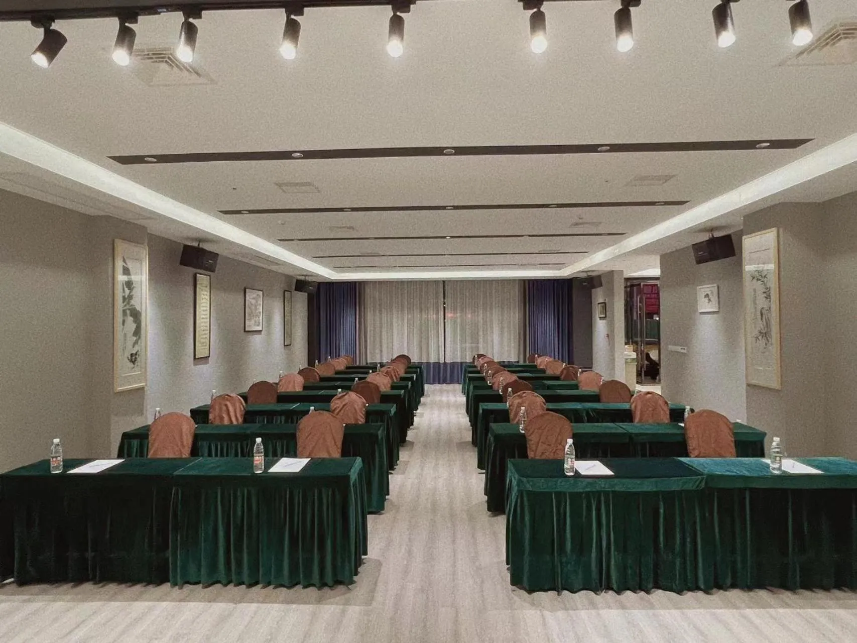 Echarm Hotel Hezhou Avenue