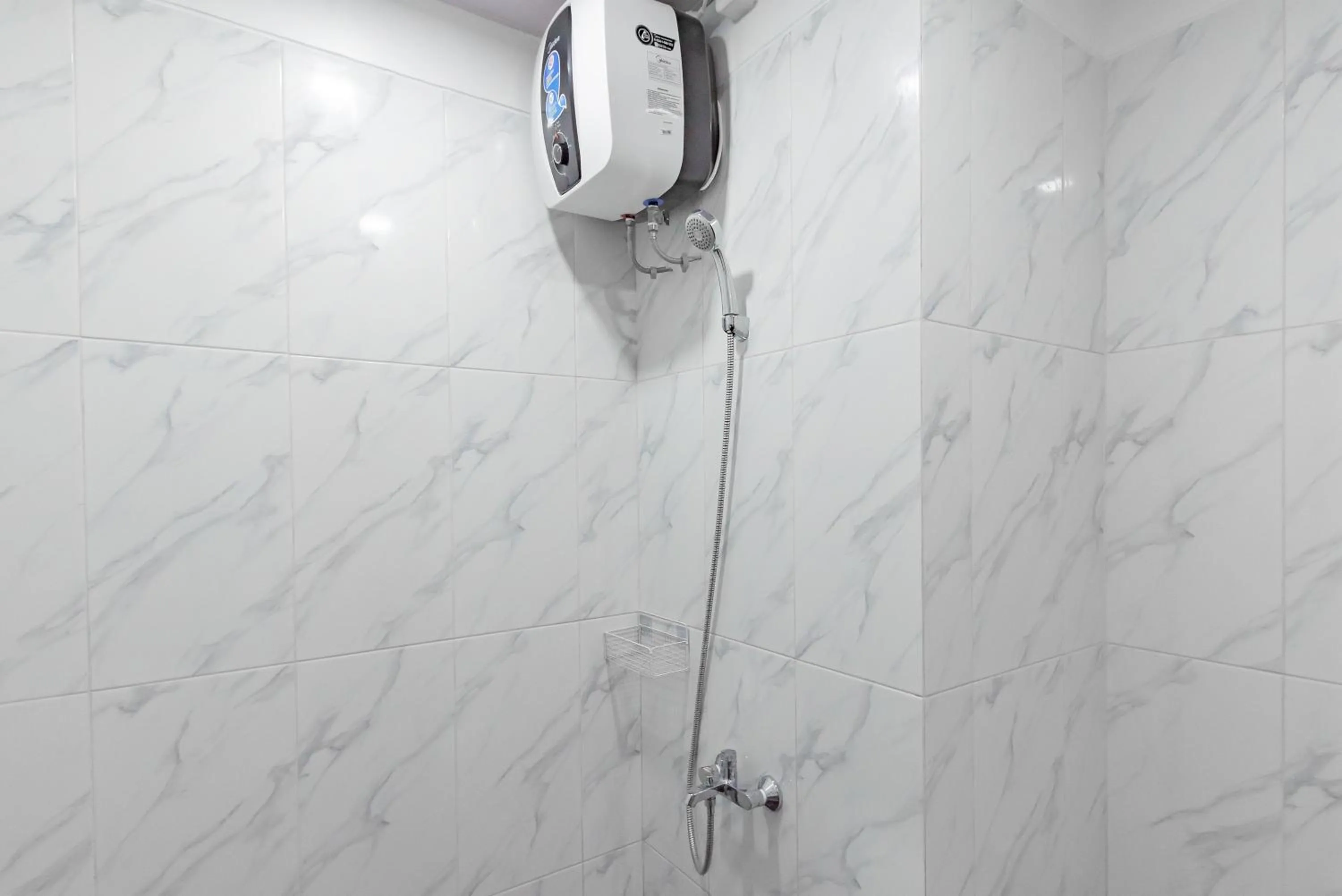 Bathroom in Urbanview Hotel Inkoppabri Cisarua Puncak