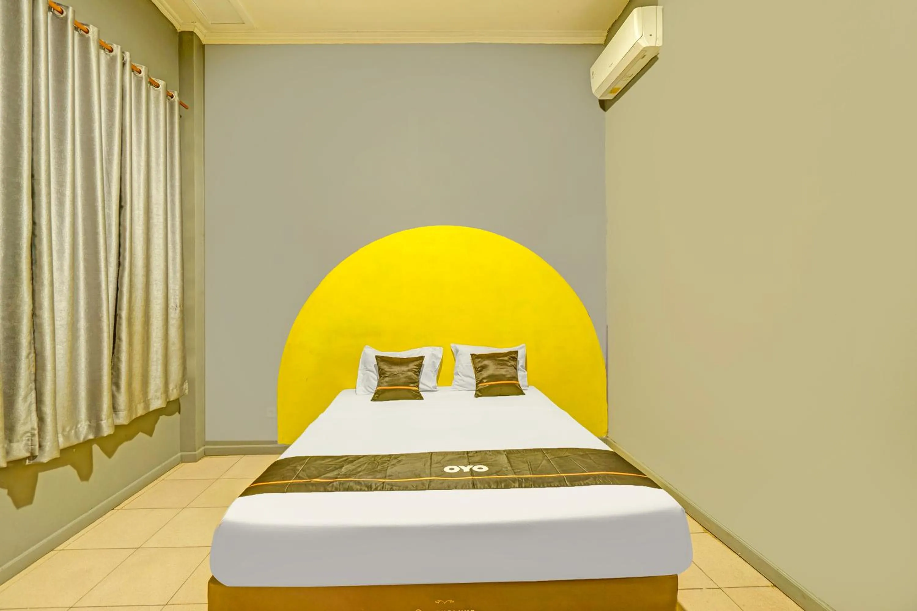 Bedroom in Collection O Tanah Abang Near Stasiun Tanah Abang Formerly Hotel Bimo Slipi