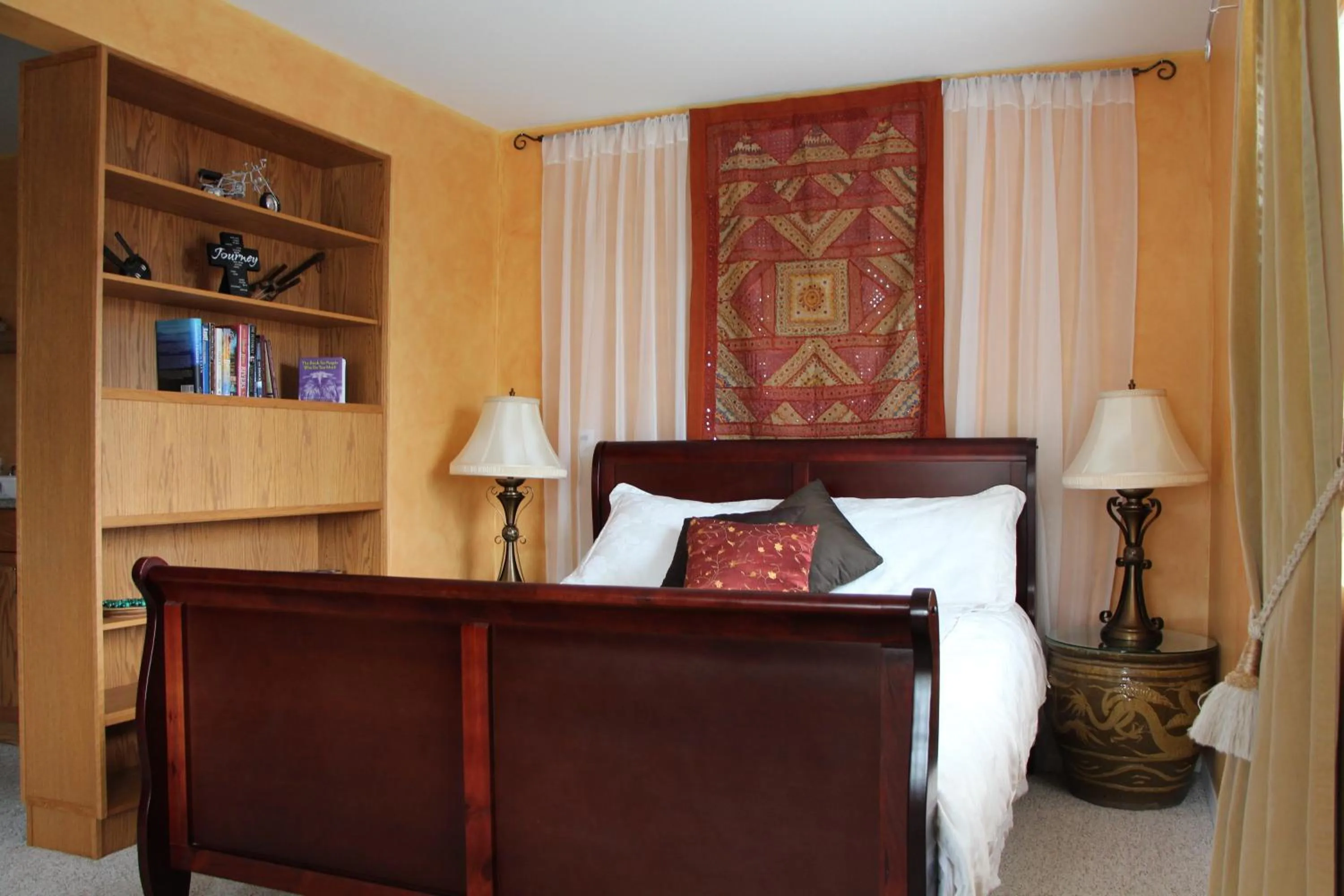 Bedroom, Bed in Selah Retreat Guesthouse B&B