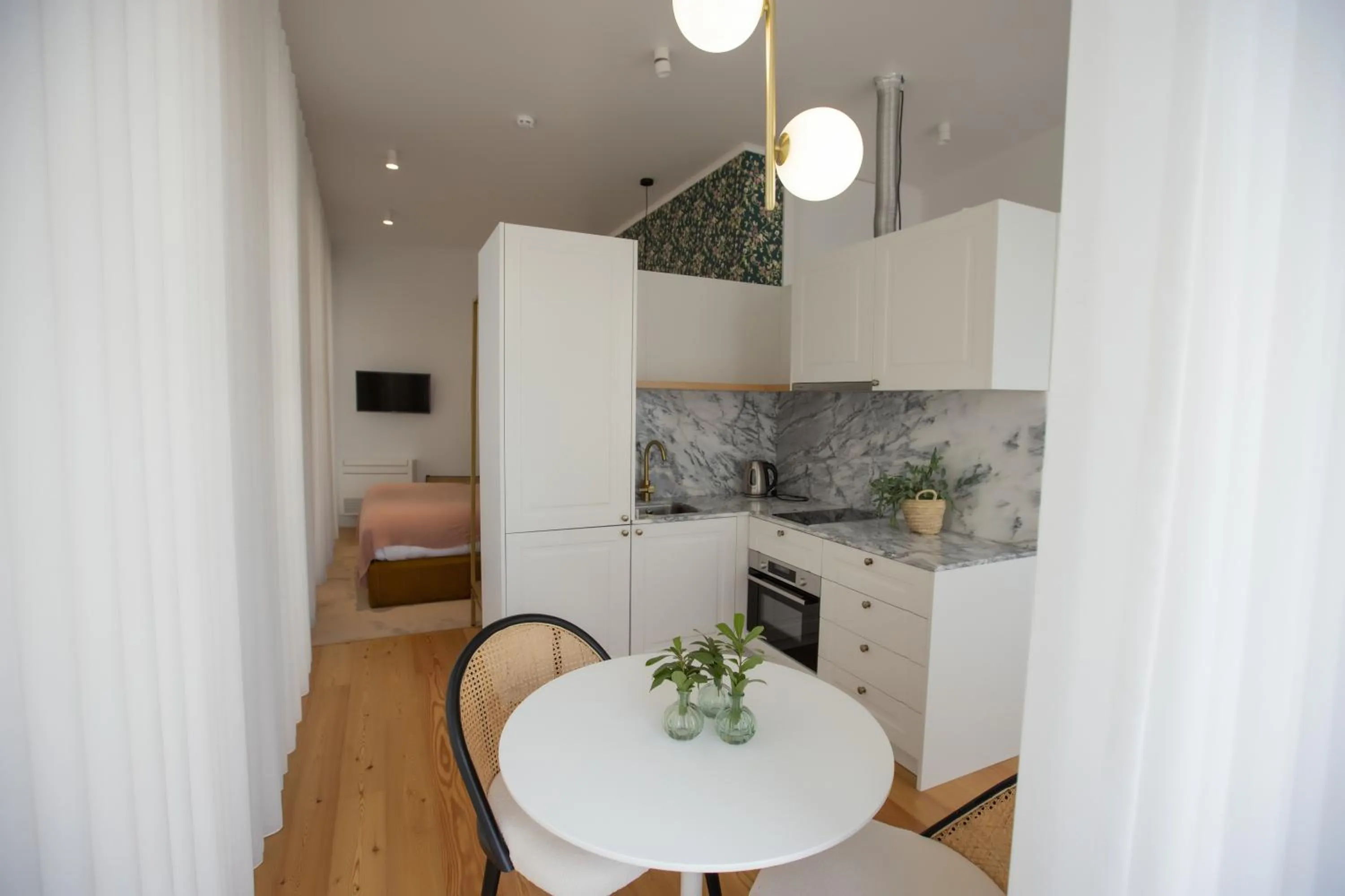 Kitchen or kitchenette in Trovador Guest House