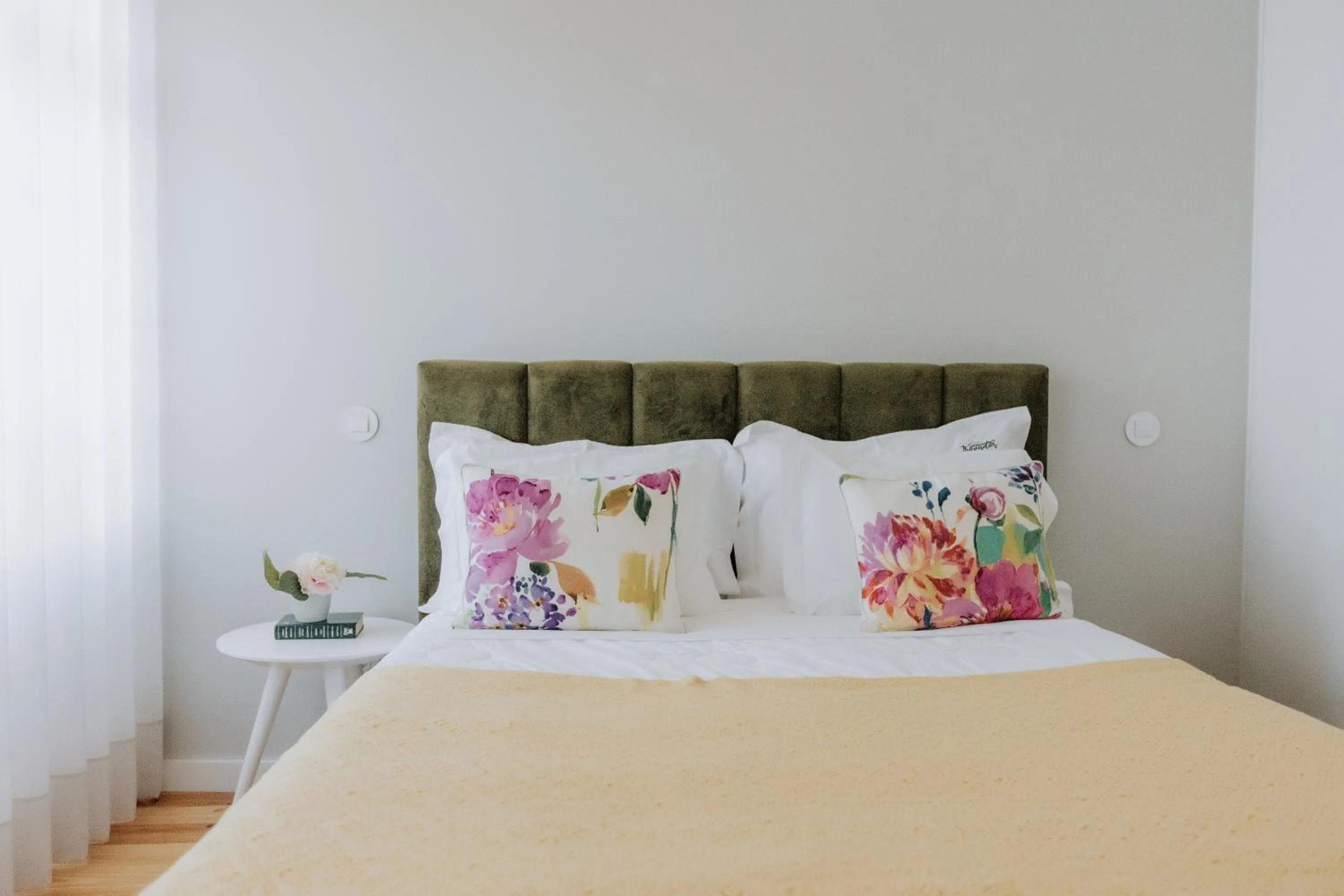 Bed in Trovador Guest House