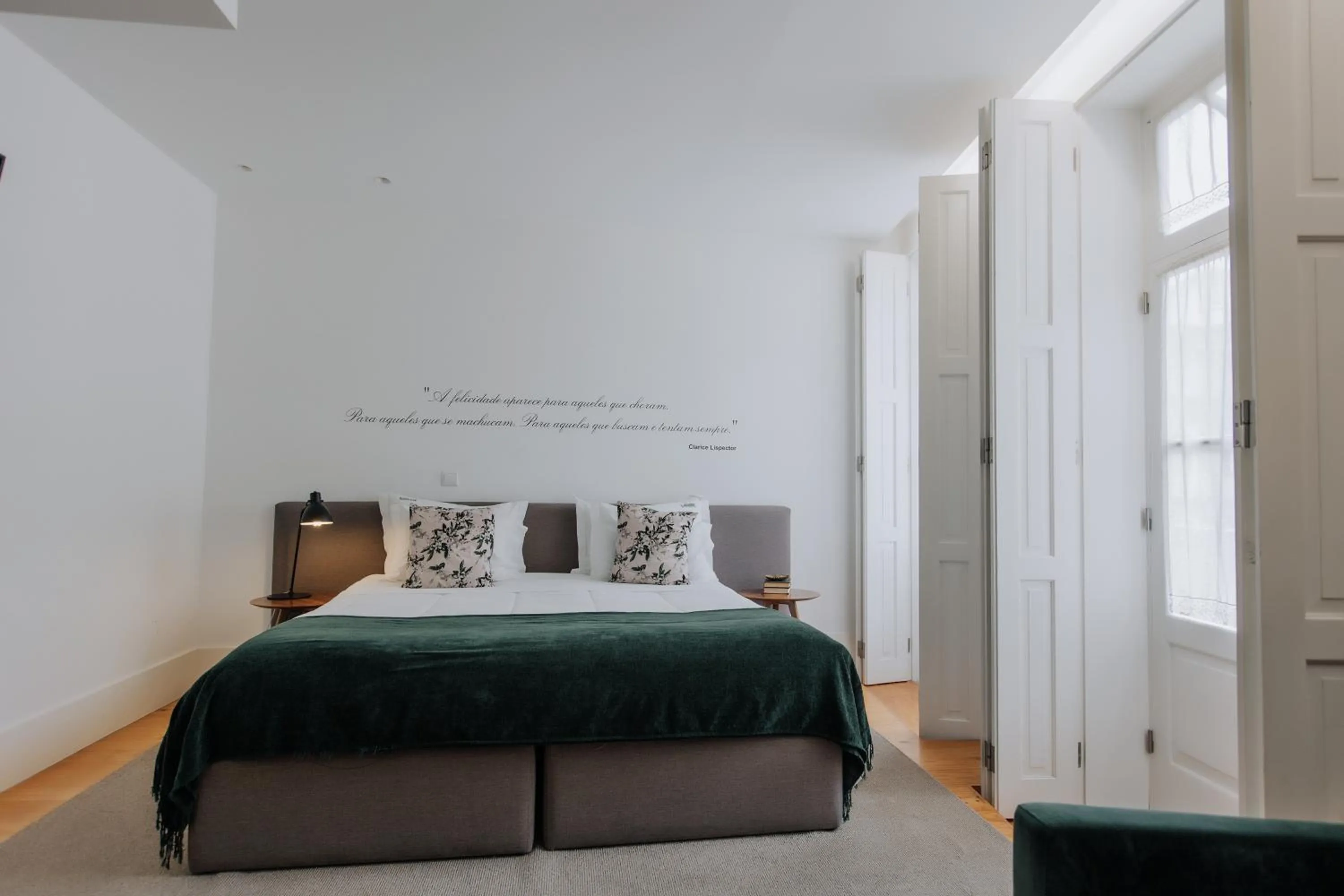 Bed in Trovador Guest House