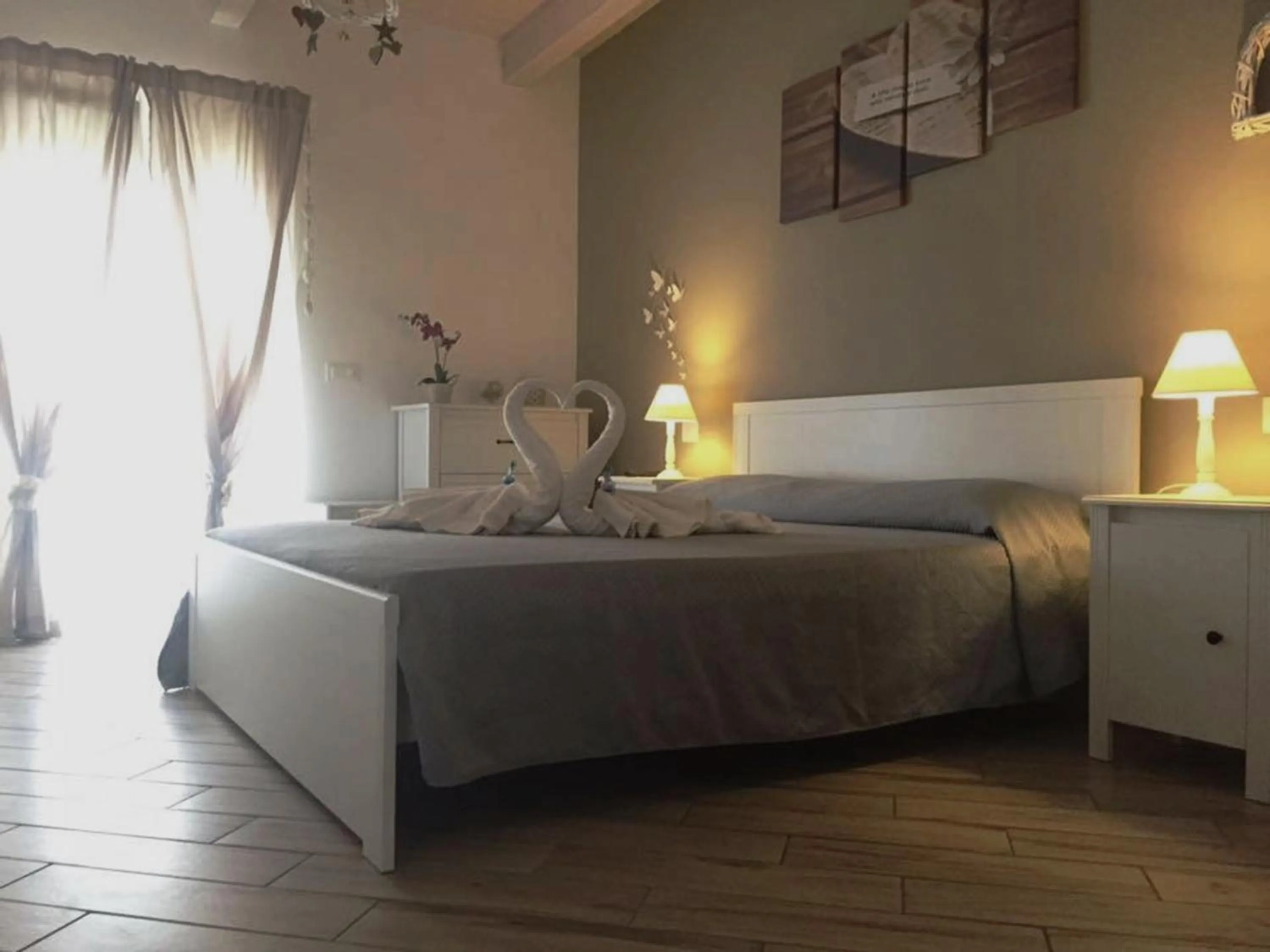 Bedroom, Bed in Spegni La Luce b&b