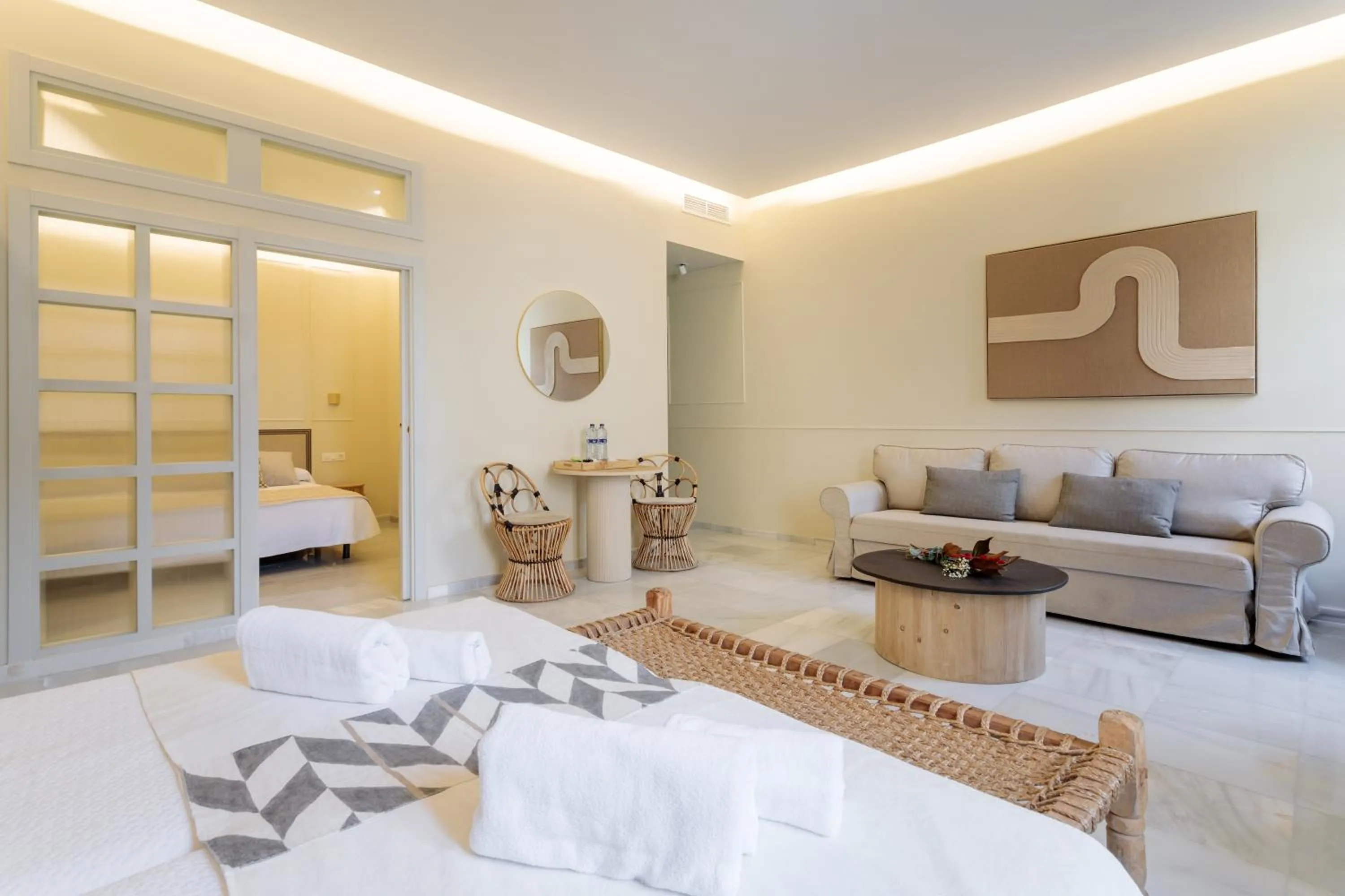 Bedroom, Bed in Luces de Catedral