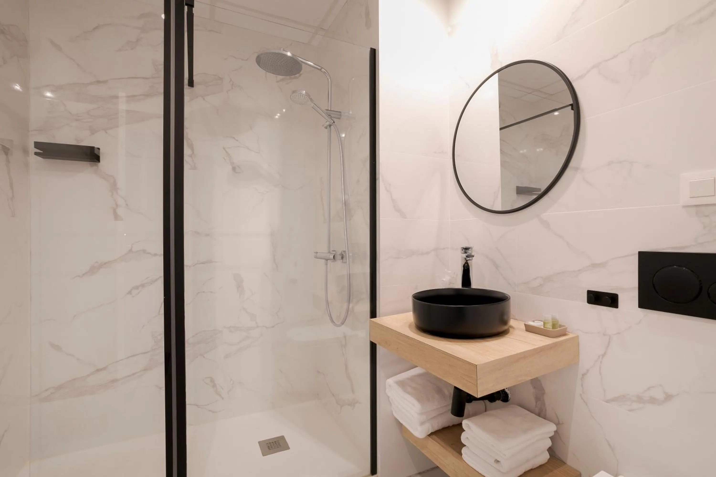 Toilet in Luces de Catedral