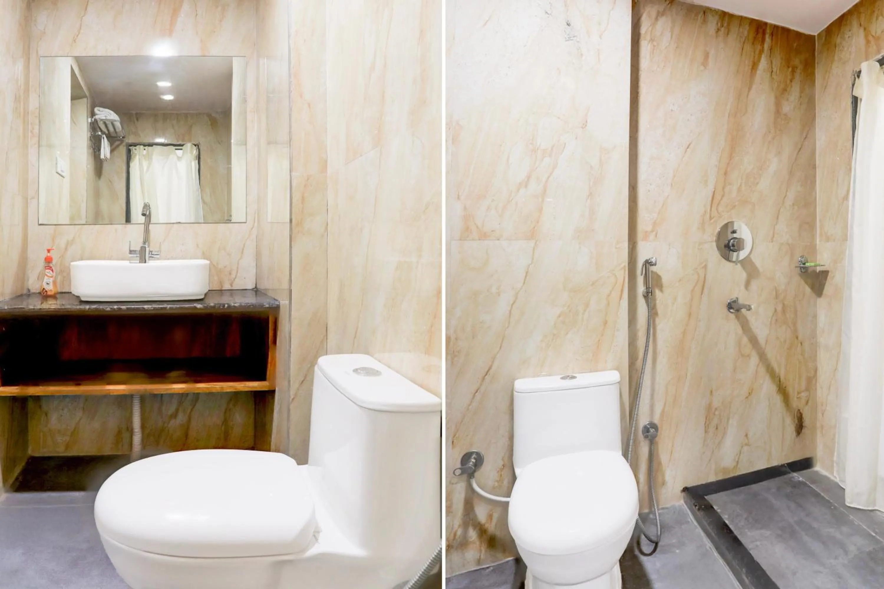 Bathroom in Super Townhouse Oak Dhanbad Near SSLNT College formerly Kapson