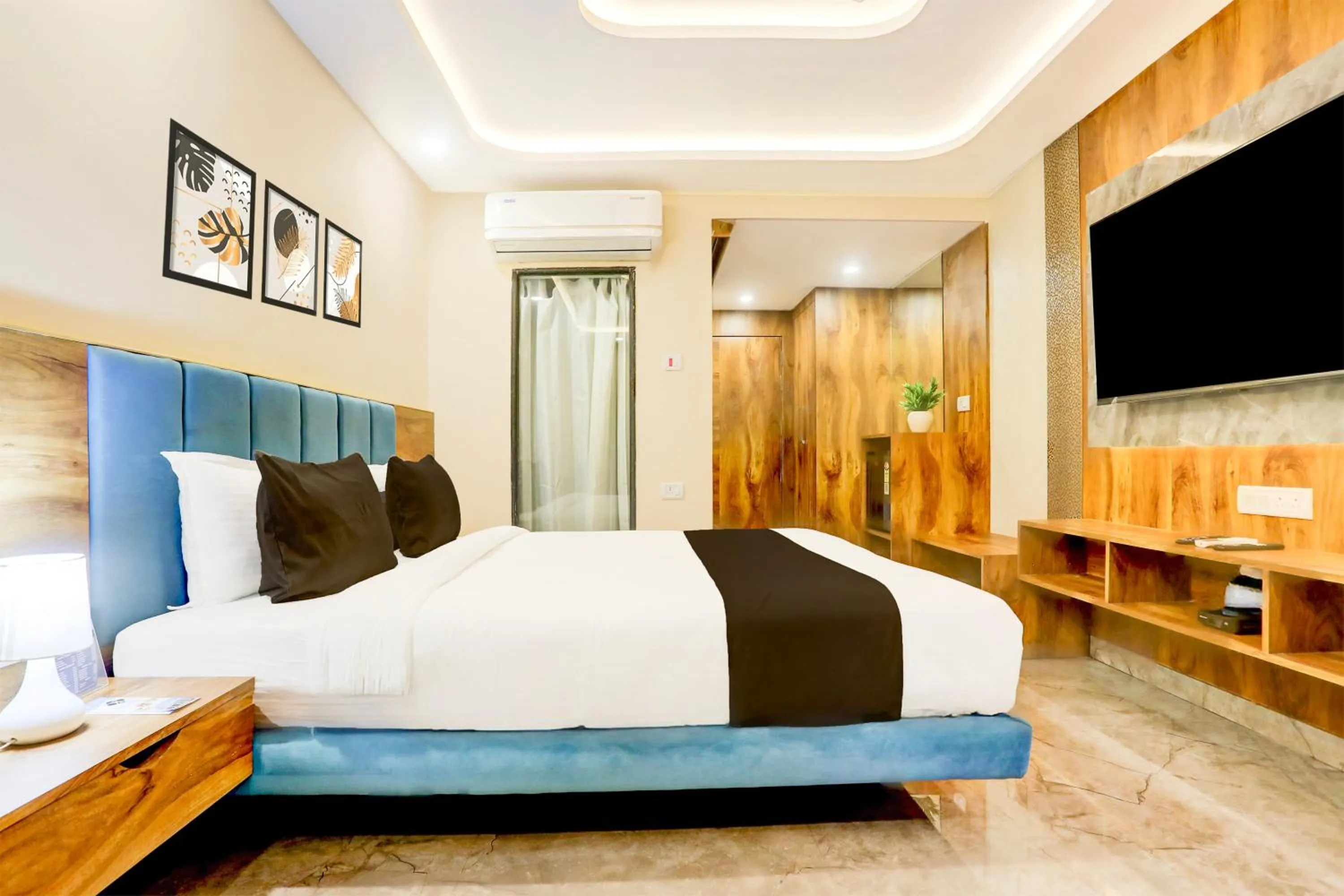 Bedroom, Bed in Super Townhouse Oak Dhanbad Near SSLNT College formerly Kapson