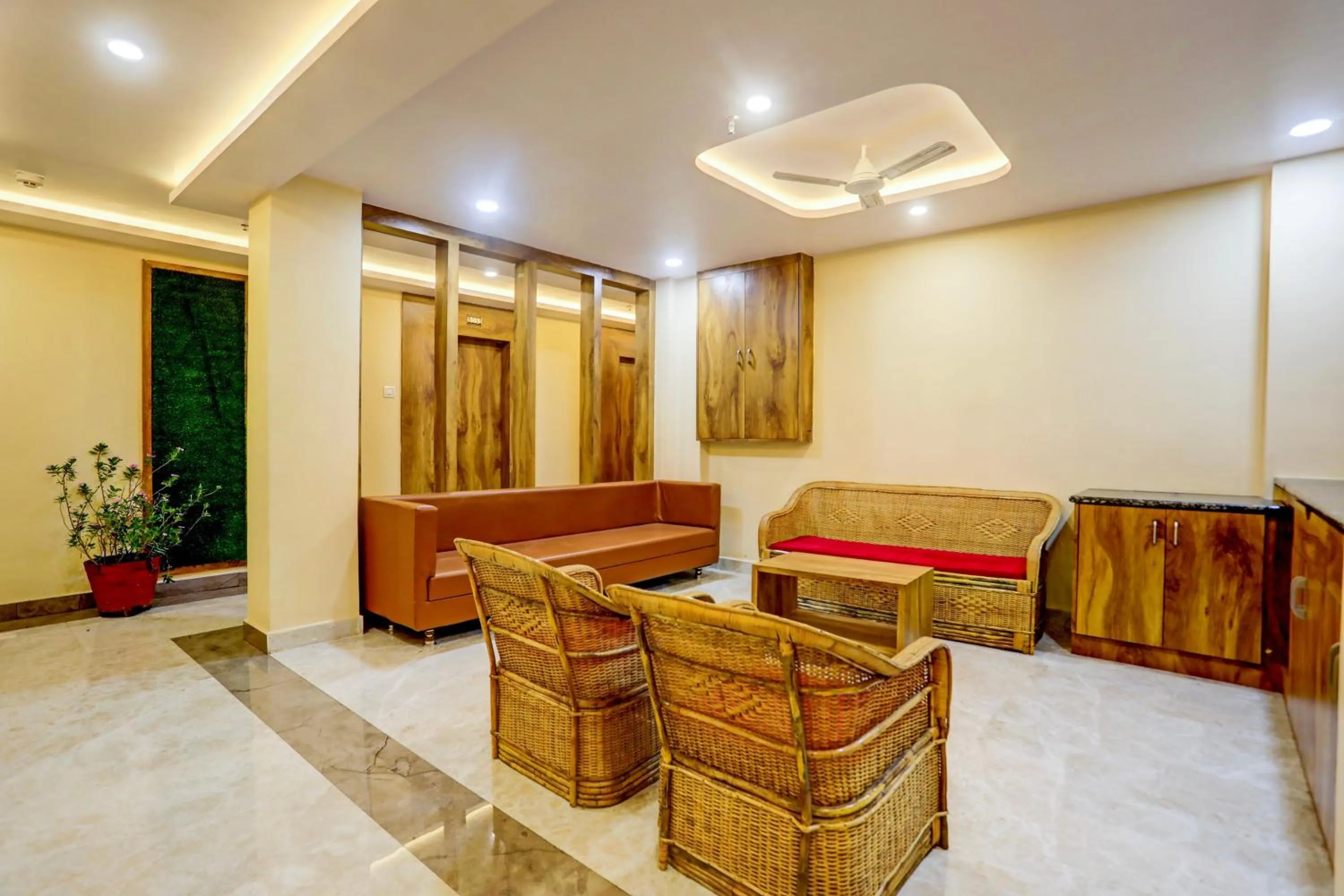 Other in Super Townhouse Oak Dhanbad Near SSLNT College formerly Kapson