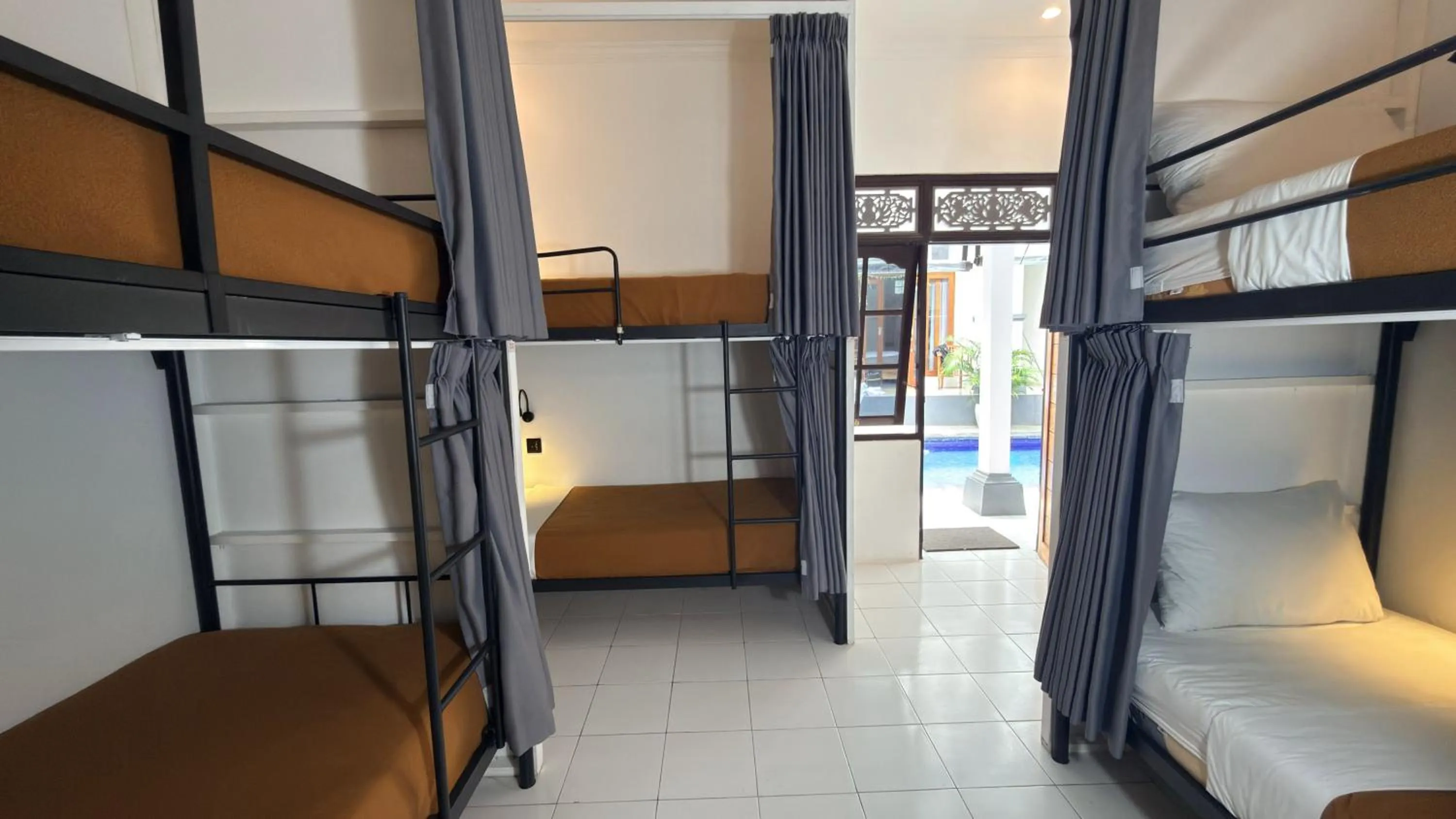 Single Bed in Dormitory Room in Summer of Surf Canggu