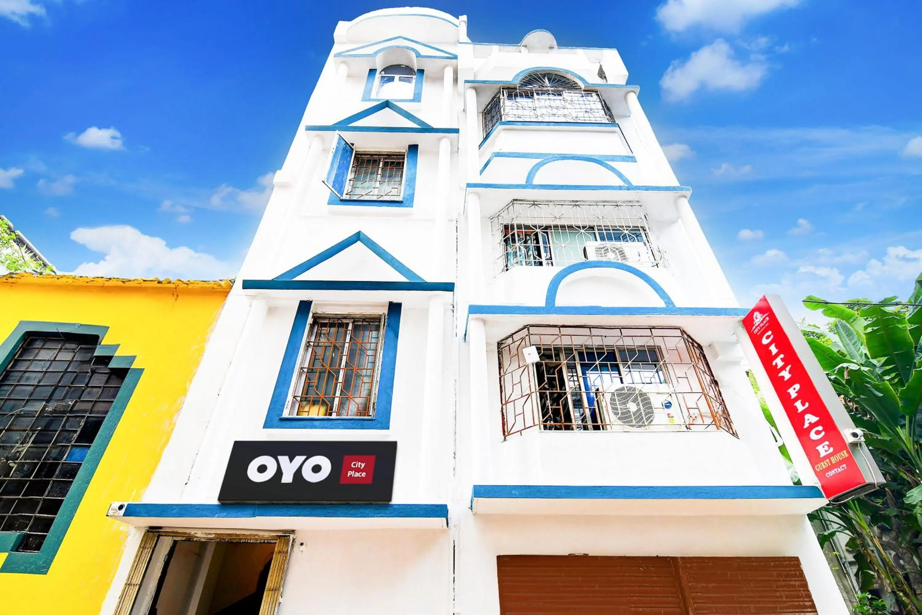 Facade/entrance in Hotel O CITY PLACE