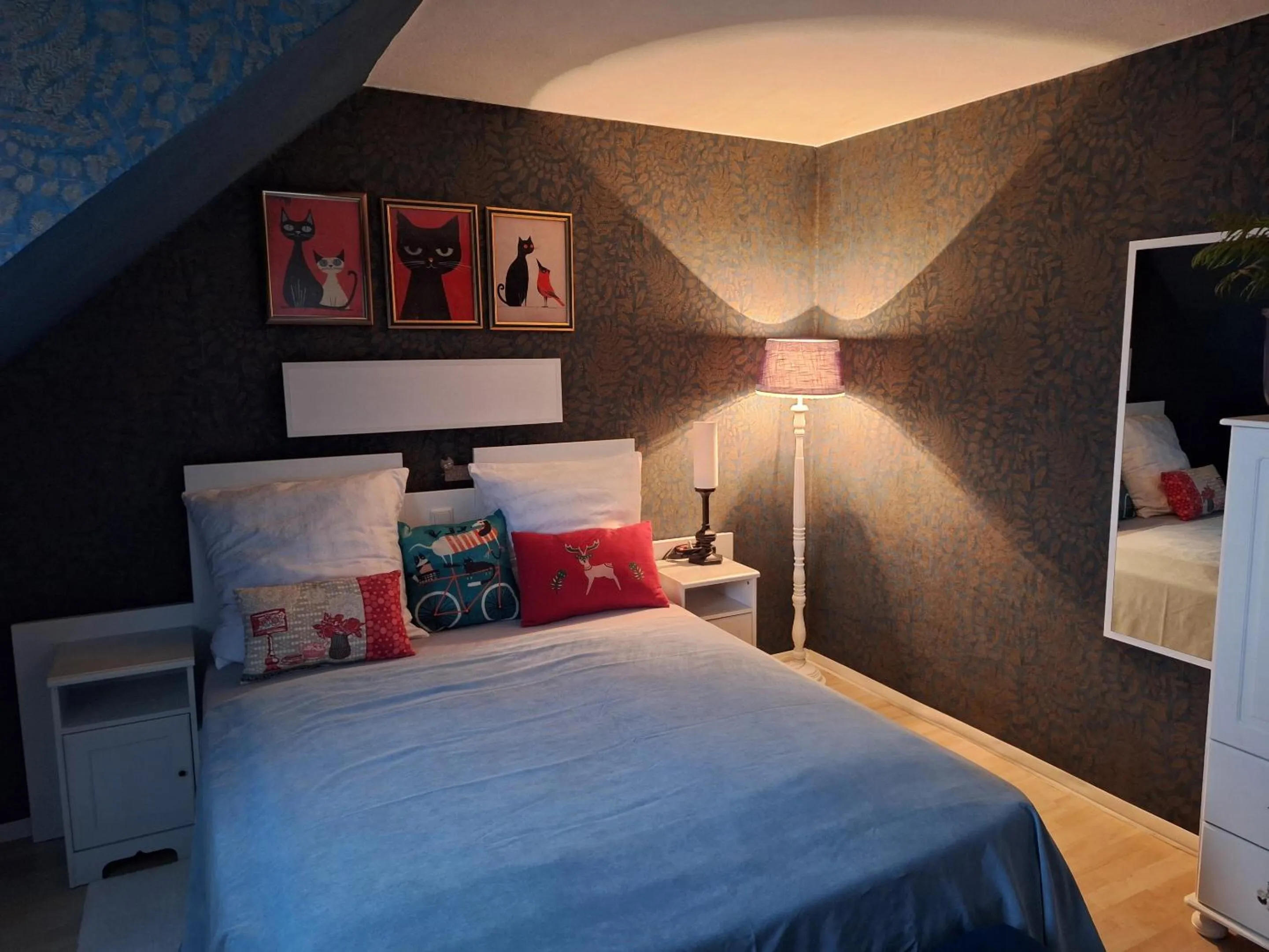 Other, Bed in WOB Hotel